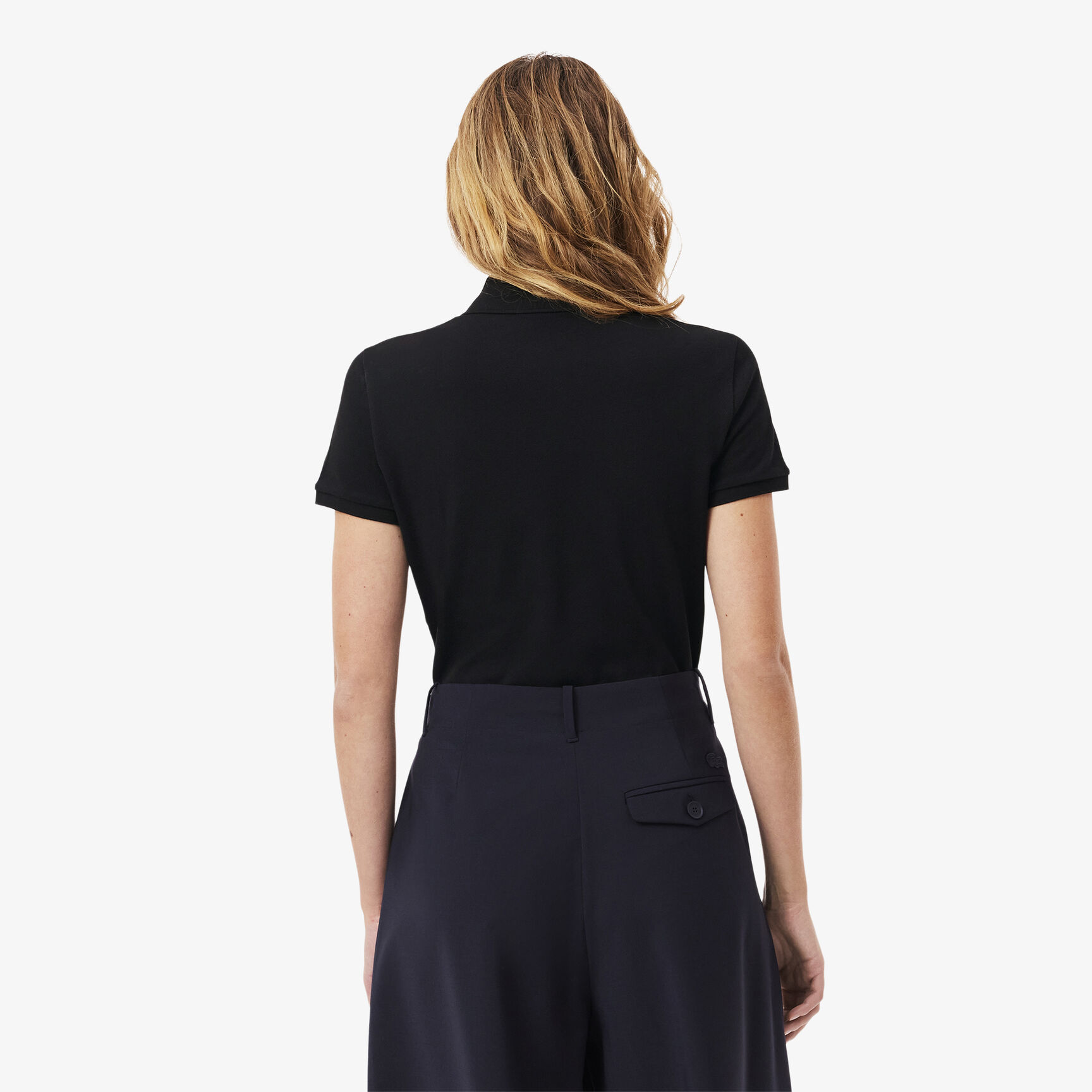 تيشيرت بولو L.12.D بقصة ضيقة من قماش بيتي بيكيه المطاطي تيشيرت بولو L.12.D بقصة ضيقة من قماش بيتي بيكيه المطاطي