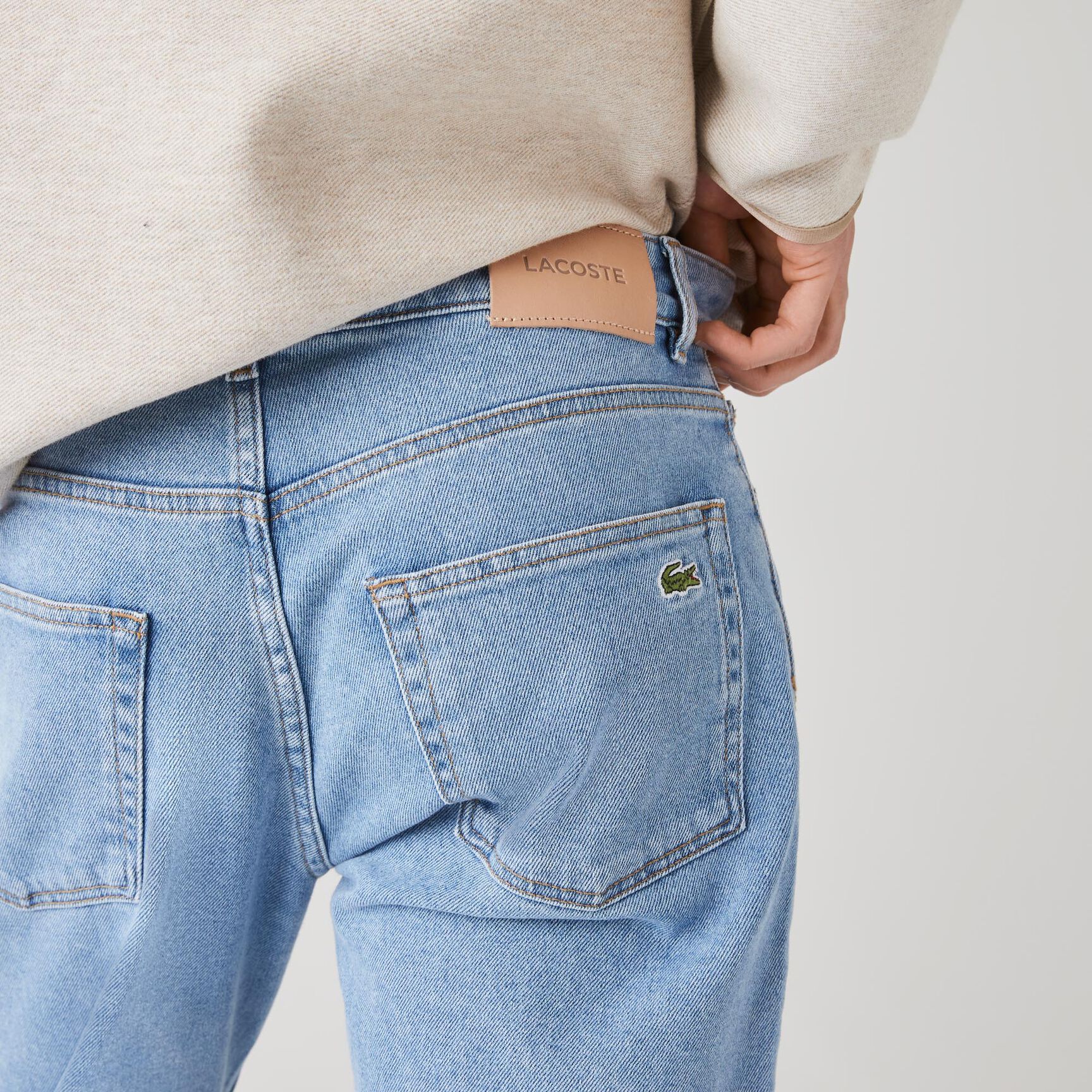 بنطال جينز بقصة ضيقة من الدنيم المرن مع 5 جيوب للرجال