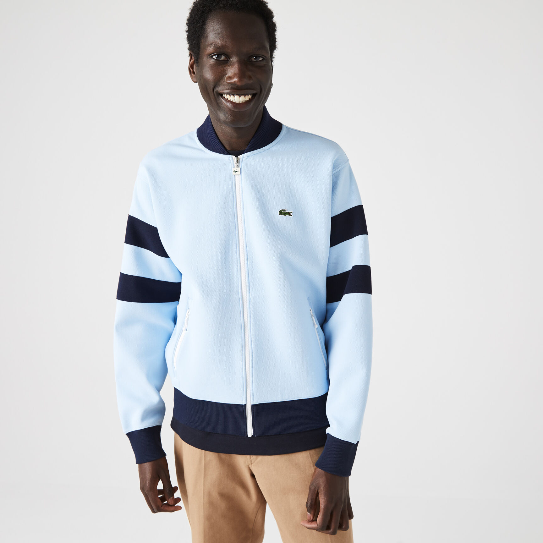 سويت شيرت رجالي من مزيج القطن بسحاب بتصميم تيدي التراثي سويت شيرت رجالي من مزيج القطن بسحاب بتصميم تيدي التراثي