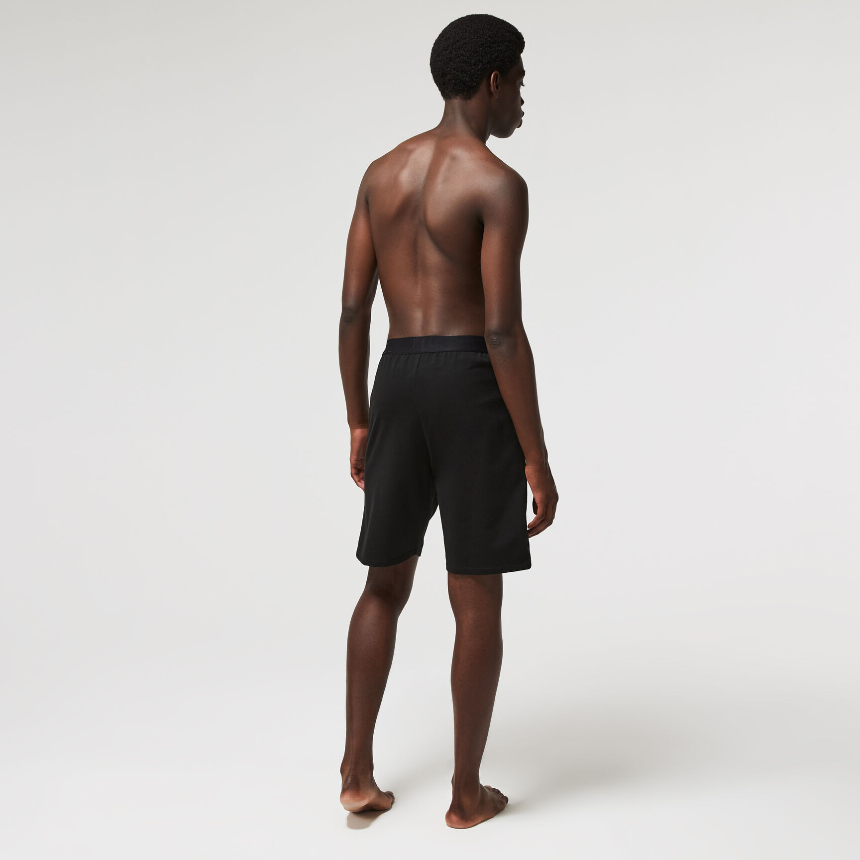 شورت بيت صوف قطني بشعار الماركة للرجال شورت بيت صوف قطني بشعار الماركة للرجال