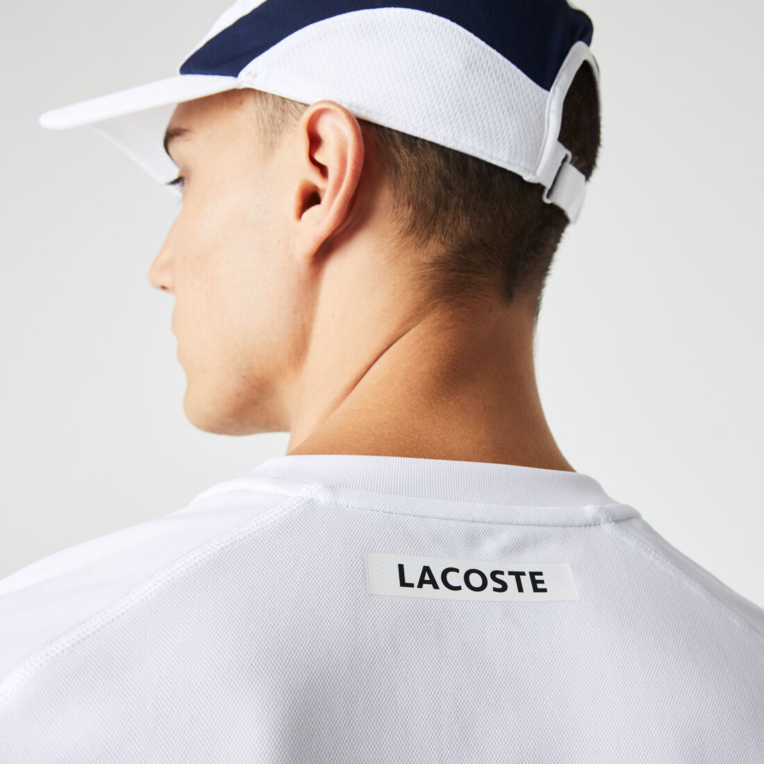 تيشيرت تنس بيكيه سريع الجفاف بتصميم مقسم بألوان للرجال مجموعة Lacoste SPORT تيشيرت تنس بيكيه سريع الجفاف بتصميم مقسم بألوان للرجال مجموعة Lacoste SPORT