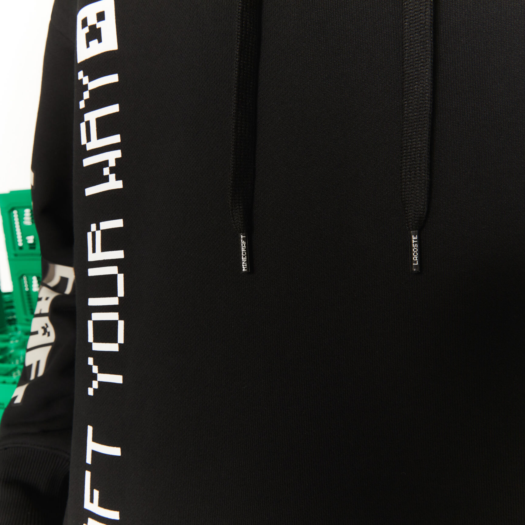 هودي صوف بقصة فضفاضة للرجال مجموعة Lacoste L!VE x Minecraft هودي صوف بقصة فضفاضة للرجال مجموعة Lacoste L!VE x Minecraft