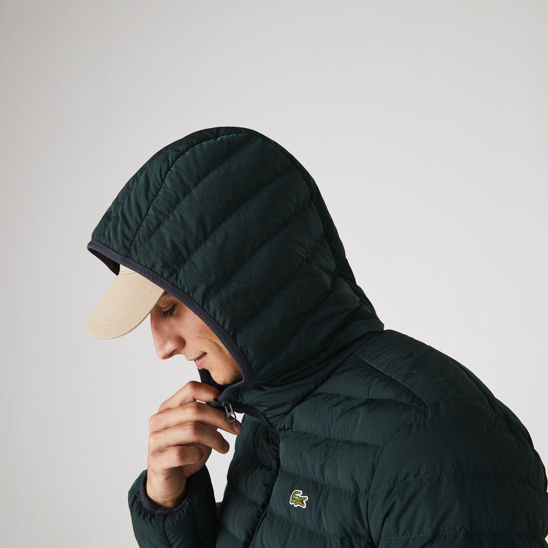 Men's Lightweight Foldable Hooded Water-Resistant Puffer Coat Men's Lightweight Foldable Hooded Water-Resistant Puffer Coat