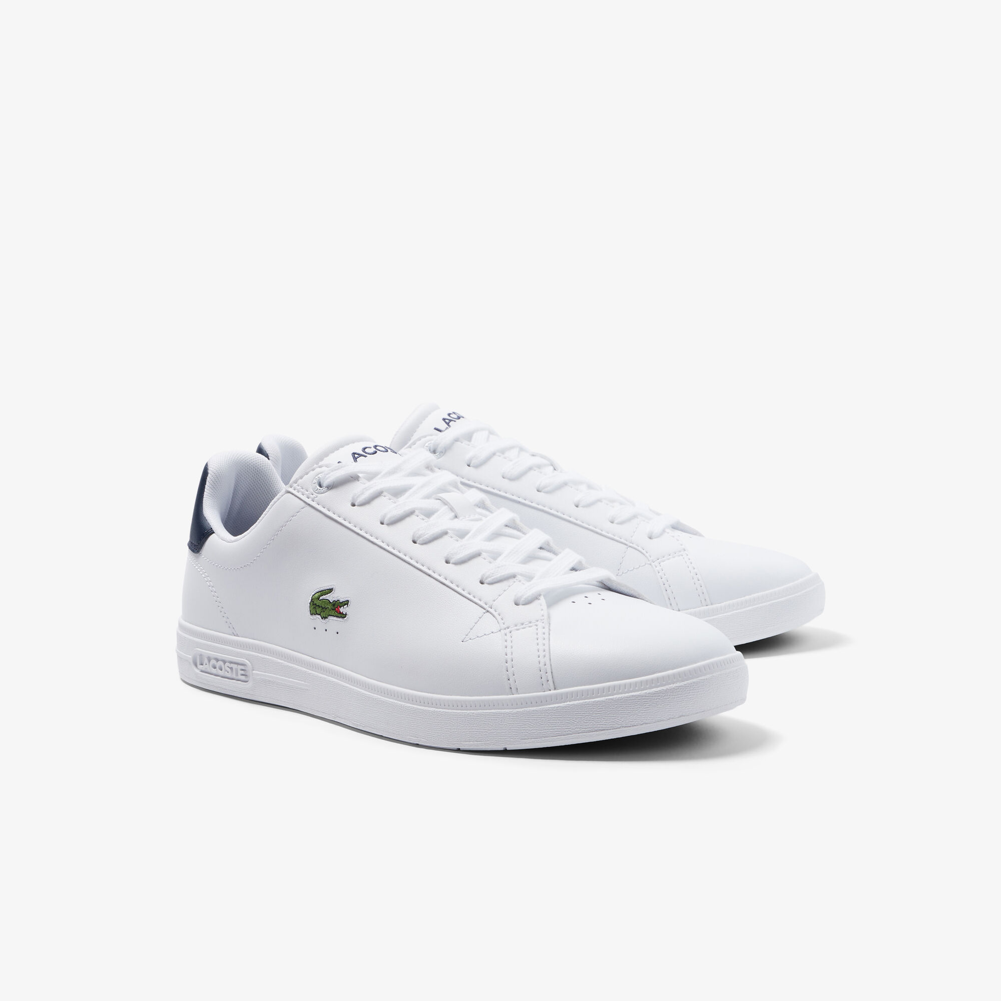 Lacoste graduate trainers hotsell