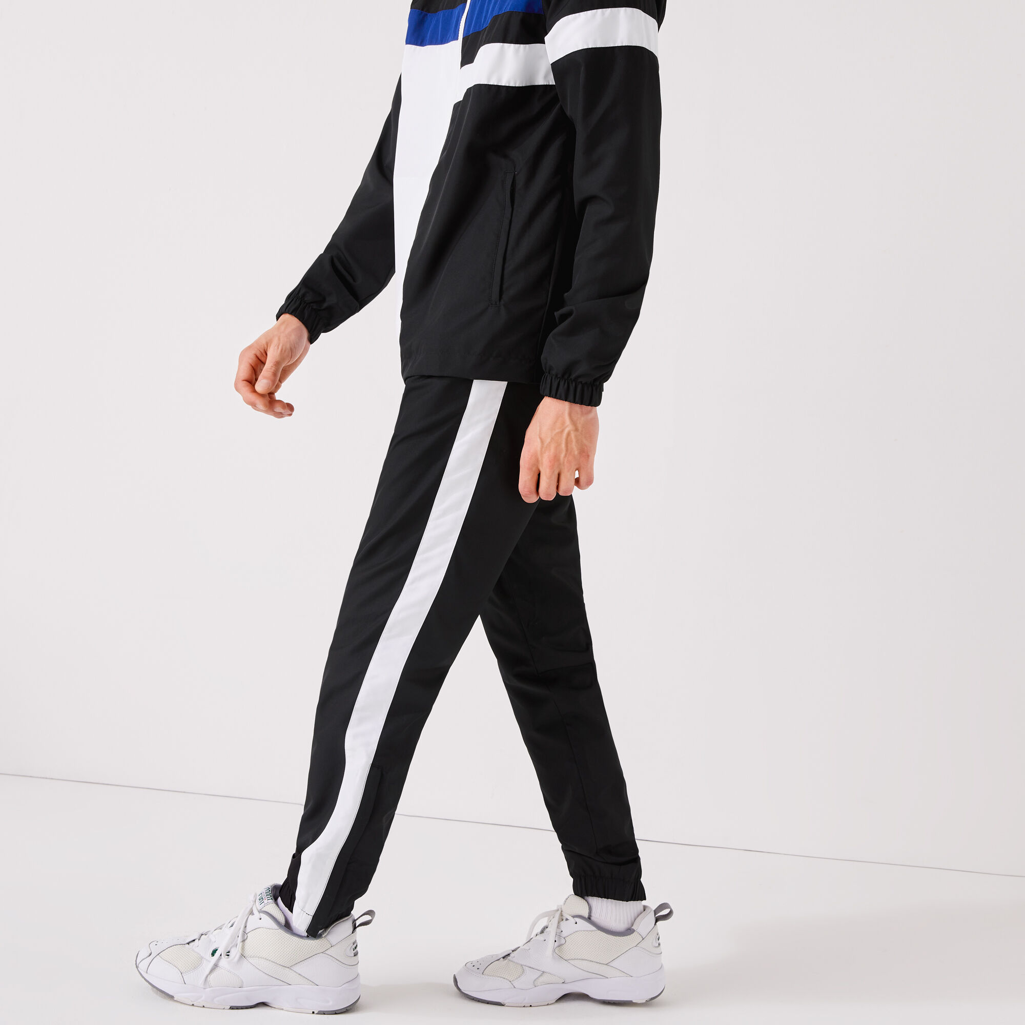 بذلة رياضية خفيفة الوزن مع كتل لونية من مجموعة Lacoste SPORT للرجال بذلة رياضية خفيفة الوزن مع كتل لونية من مجموعة Lacoste SPORT للرجال
