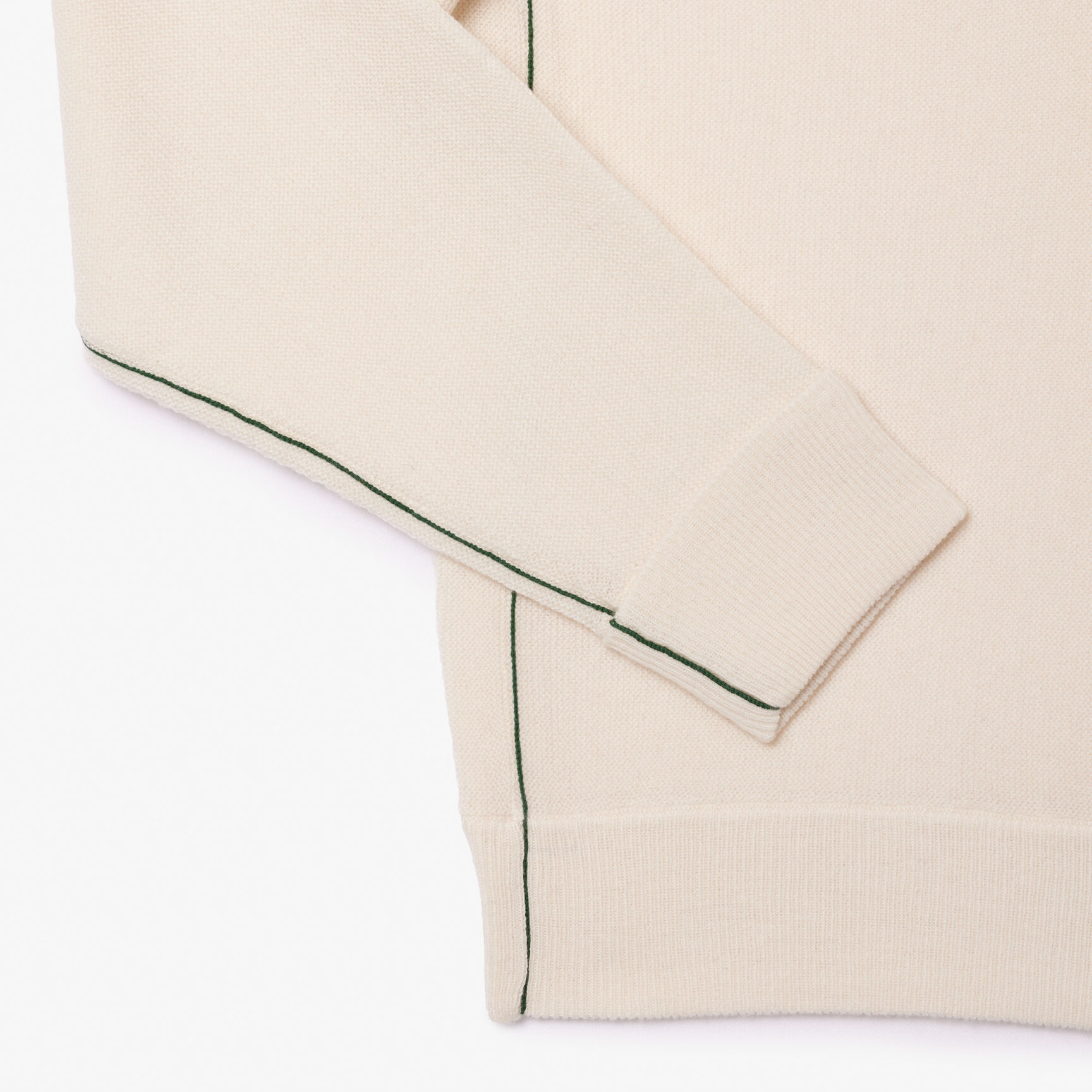 سترة صوفية برقبة دائرية سترة صوفية برقبة دائرية