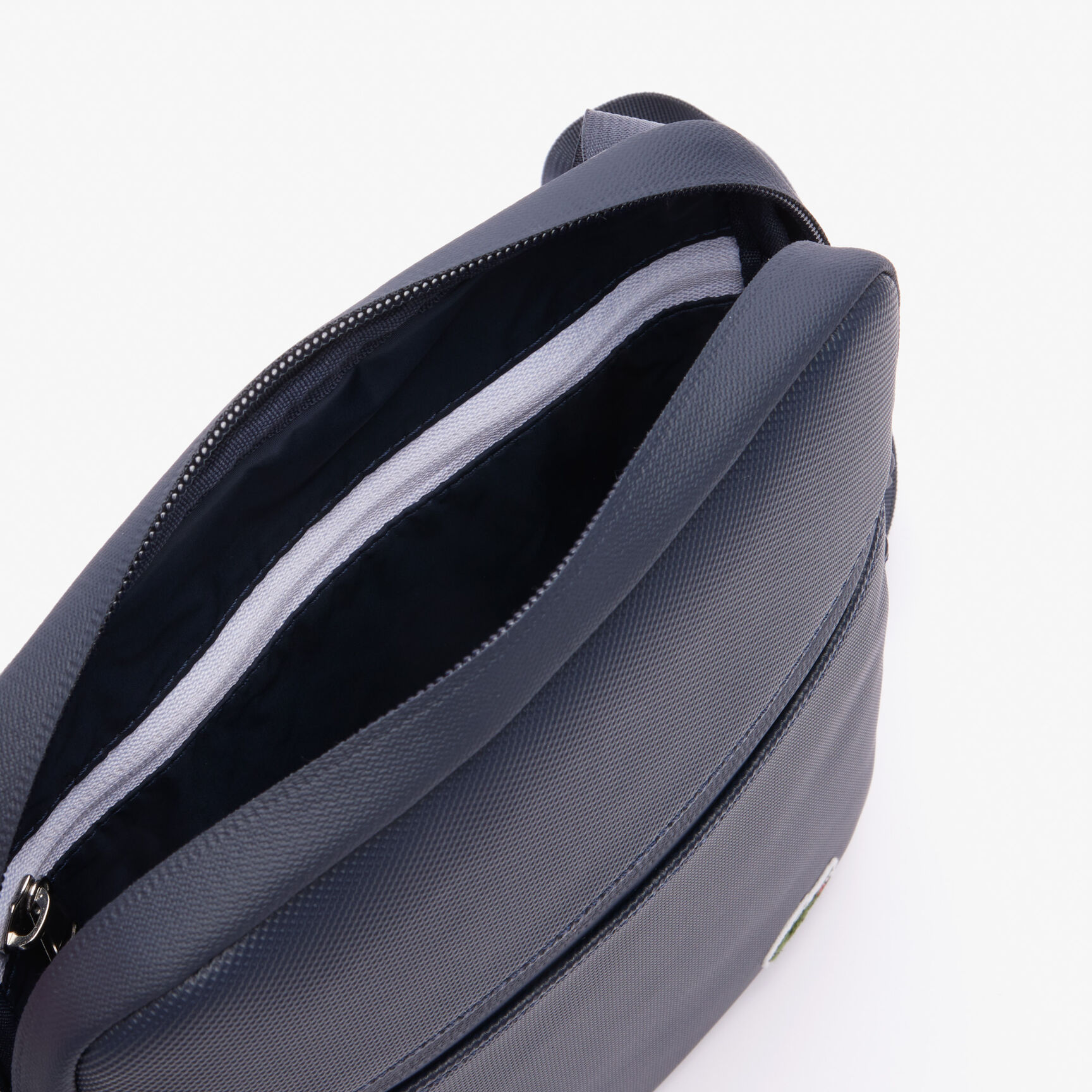 حقيبة كروس LCST متوسطة الحجم بسحاب من بيتي بيكيه للرجال حقيبة كروس LCST متوسطة الحجم بسحاب من بيتي بيكيه للرجال