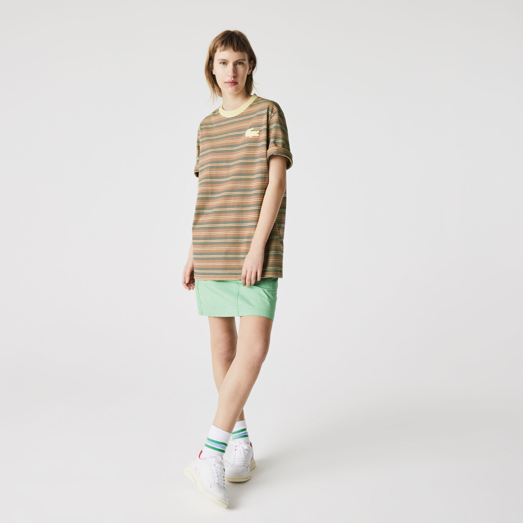 تي شيرت قطني مقلم للجنسين بفتحة رقبة مستديرة وقصة فضفاضة مجموعة Lacoste LIVE تي شيرت قطني مقلم للجنسين بفتحة رقبة مستديرة وقصة فضفاضة مجموعة Lacoste LIVE