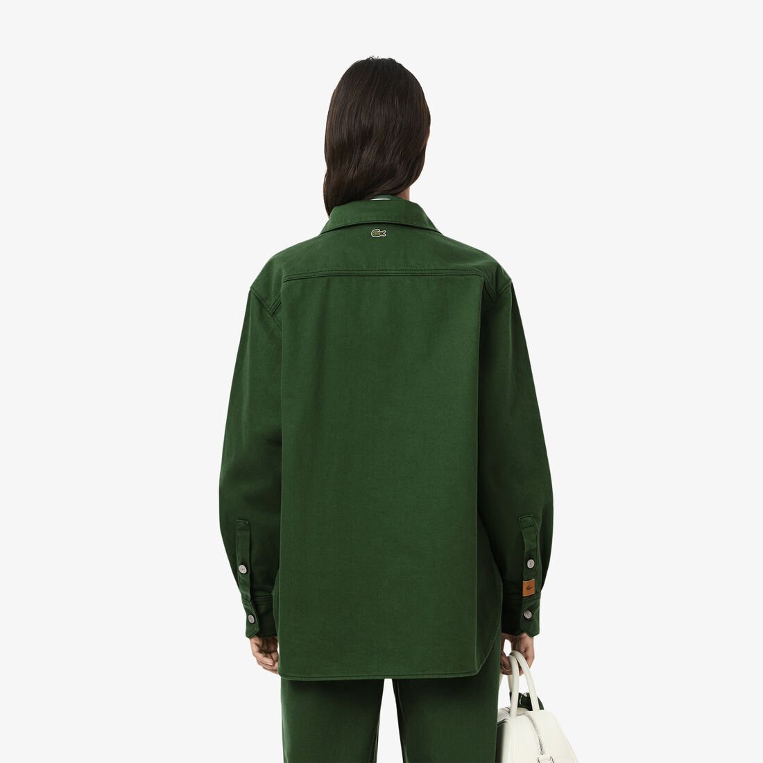 قميص جينز كبير الحجم قميص جينز كبير الحجم