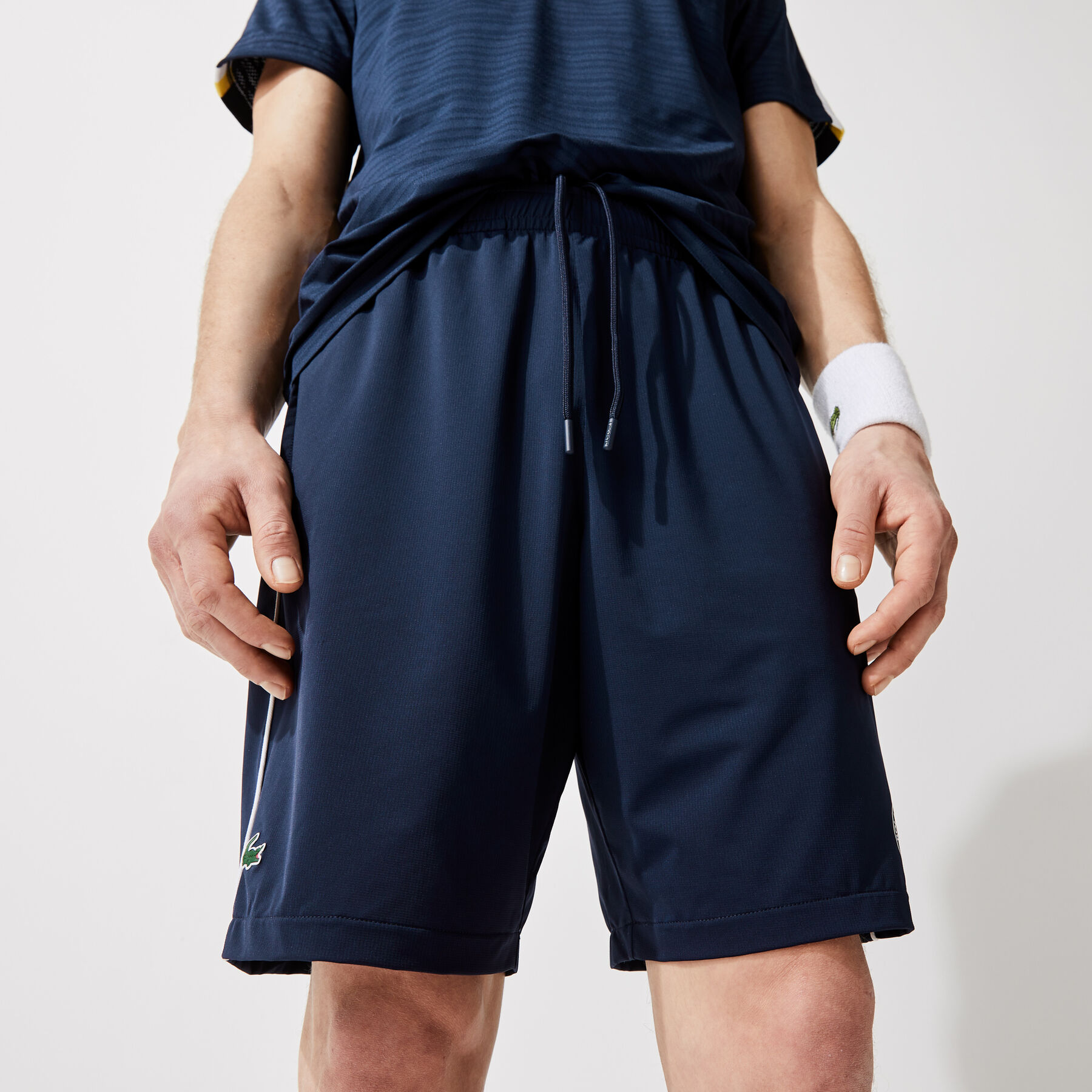 لاكوست شورت مرن خفيف للرجال مجموعة lacoste sport french open