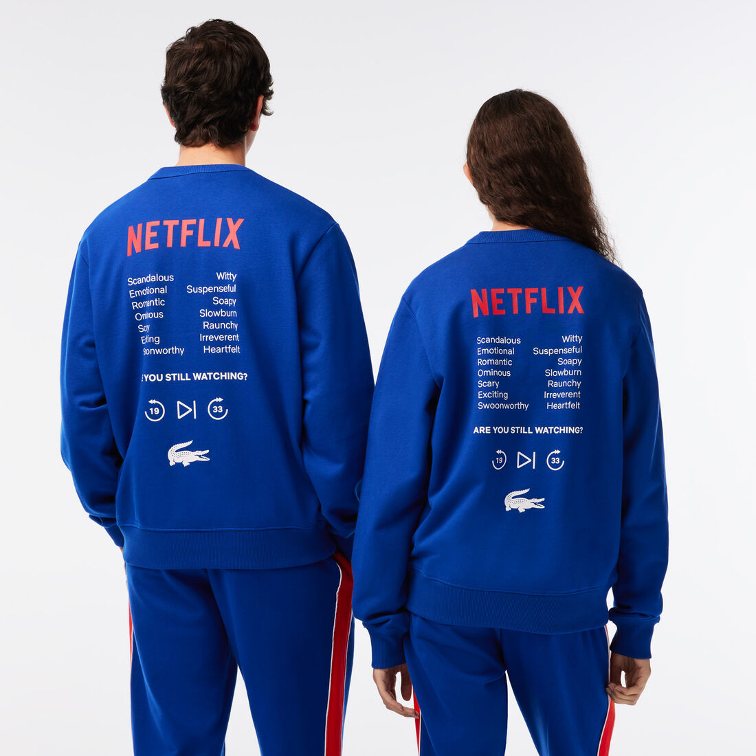 سويت شيرت بفتحة رقبة مستديرة وطبعة في الخلف للجنسين مجموعة Lacoste x Netflix سويت شيرت بفتحة رقبة مستديرة وطبعة في الخلف للجنسين مجموعة Lacoste x Netflix