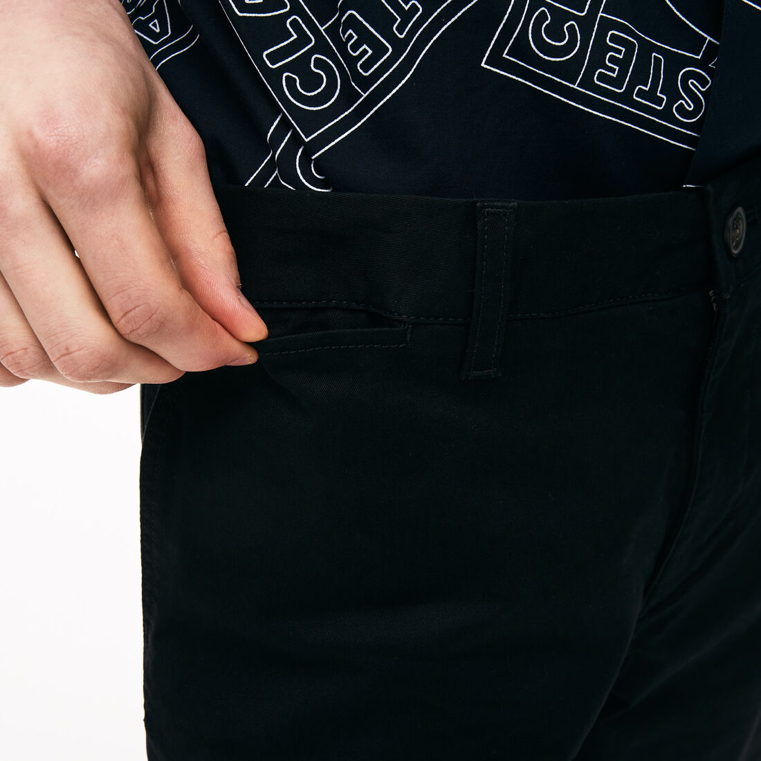 شورت بيرمودا من الجبردين المرن بقصة ضيقة للرجال شورت بيرمودا من الجبردين المرن بقصة ضيقة للرجال