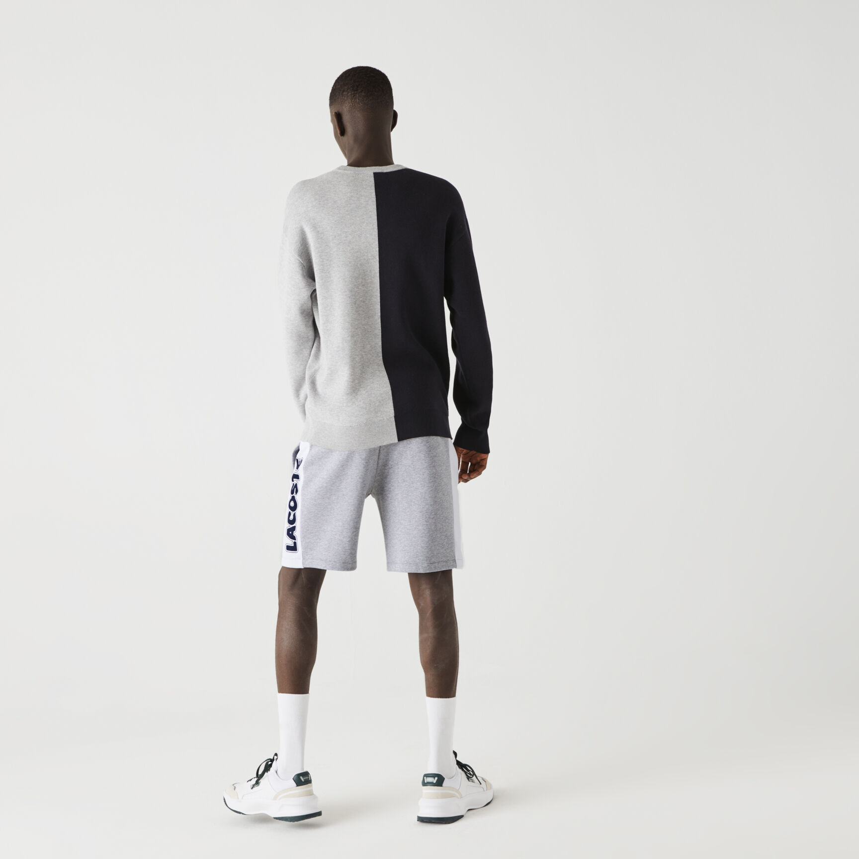 شورت صوف مع شريط بلون مغاير مجموعة Lacoste SPORT للرجال شورت صوف مع شريط بلون مغاير مجموعة Lacoste SPORT للرجال