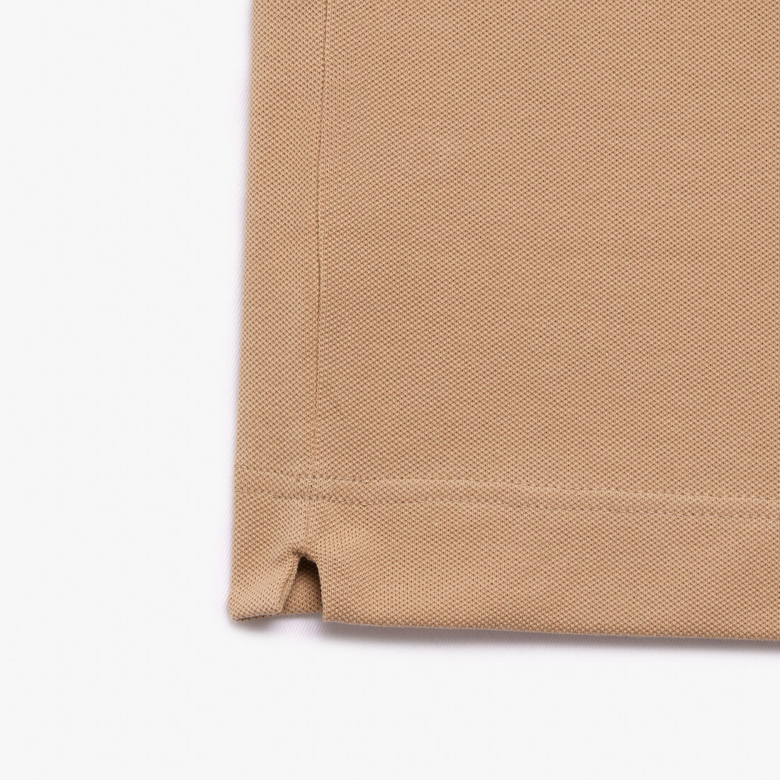 قميص بولو بيكيه باريسي بقصة عادية قميص بولو بيكيه باريسي بقصة عادية