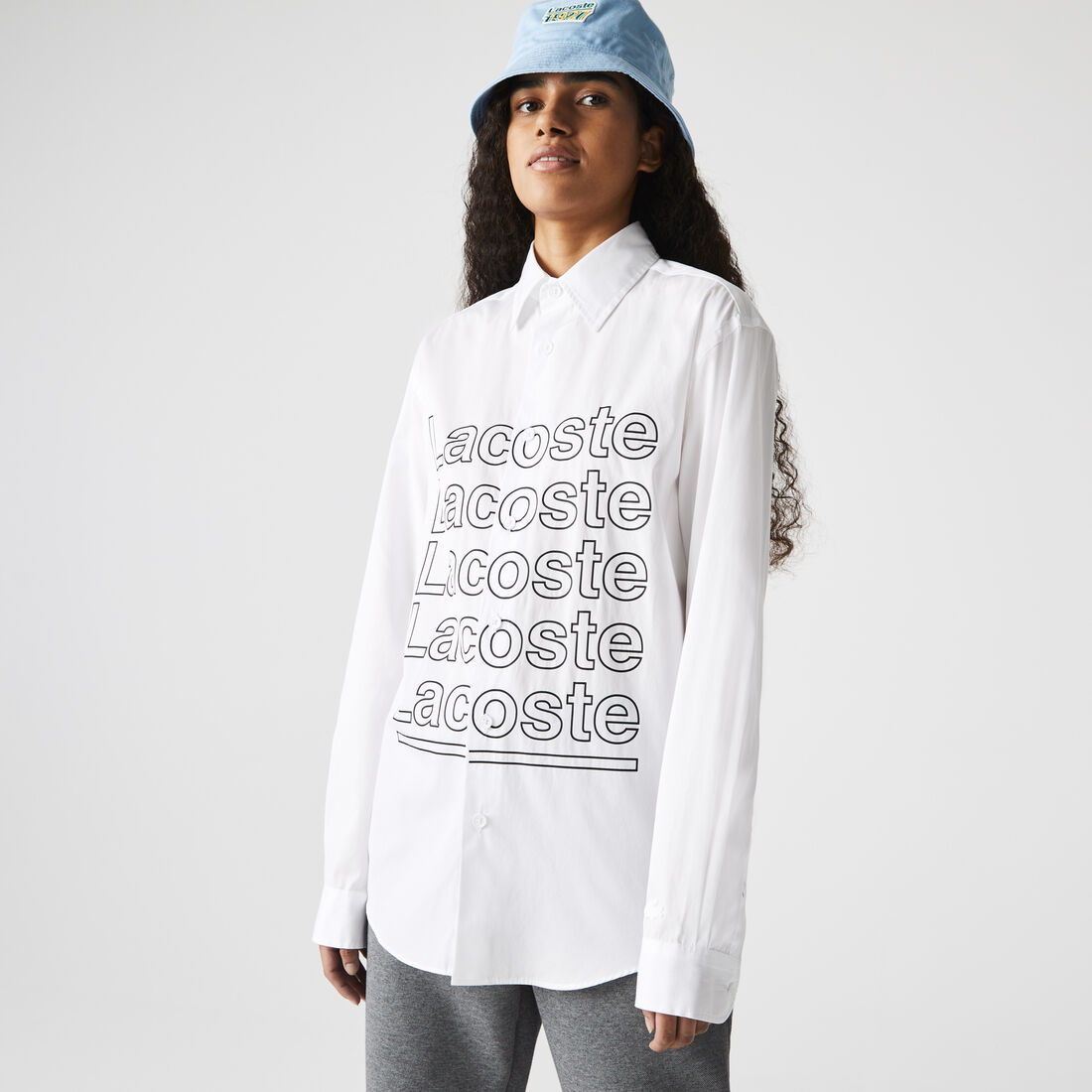 قميص Lacoste L!VE بقصّة مريحة بطبعات Poplin قميص Lacoste L!VE بقصّة مريحة بطبعات Poplin