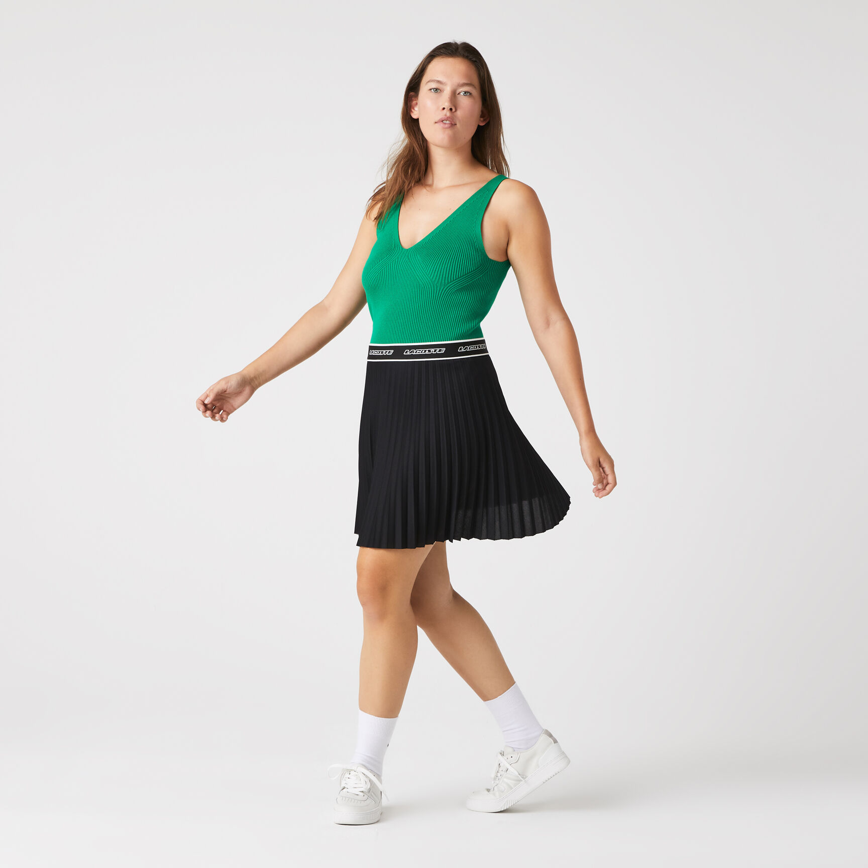 تنورة لاكوست قصيرة بطيات وخصر مطاطي للنساء