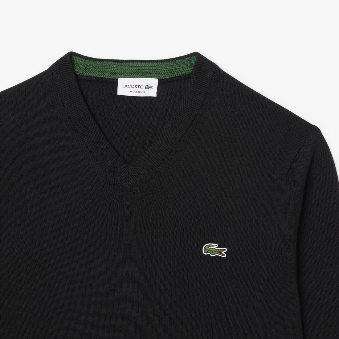 سترة قطنية أحادية اللون بفتحة رقبة على شكل حرف V سترة قطنية أحادية اللون بفتحة رقبة على شكل حرف V