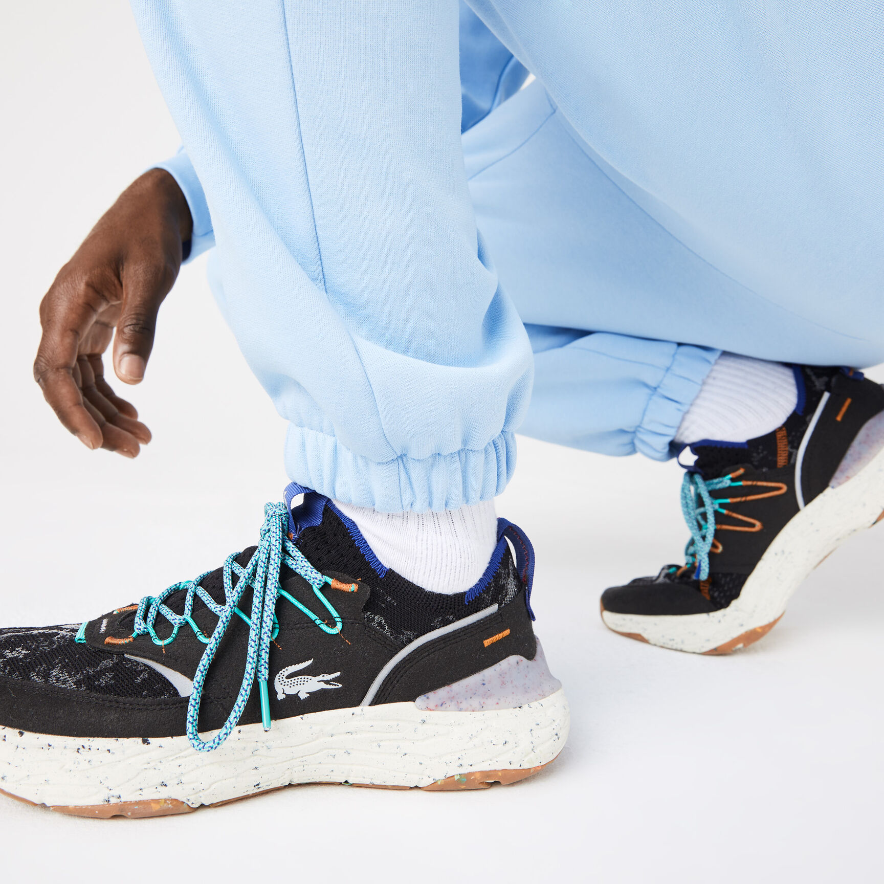 بنطال رياضي لاكوست صوف ناعم مقسم بألوان للرجال بنطال رياضي لاكوست صوف ناعم مقسم بألوان للرجال