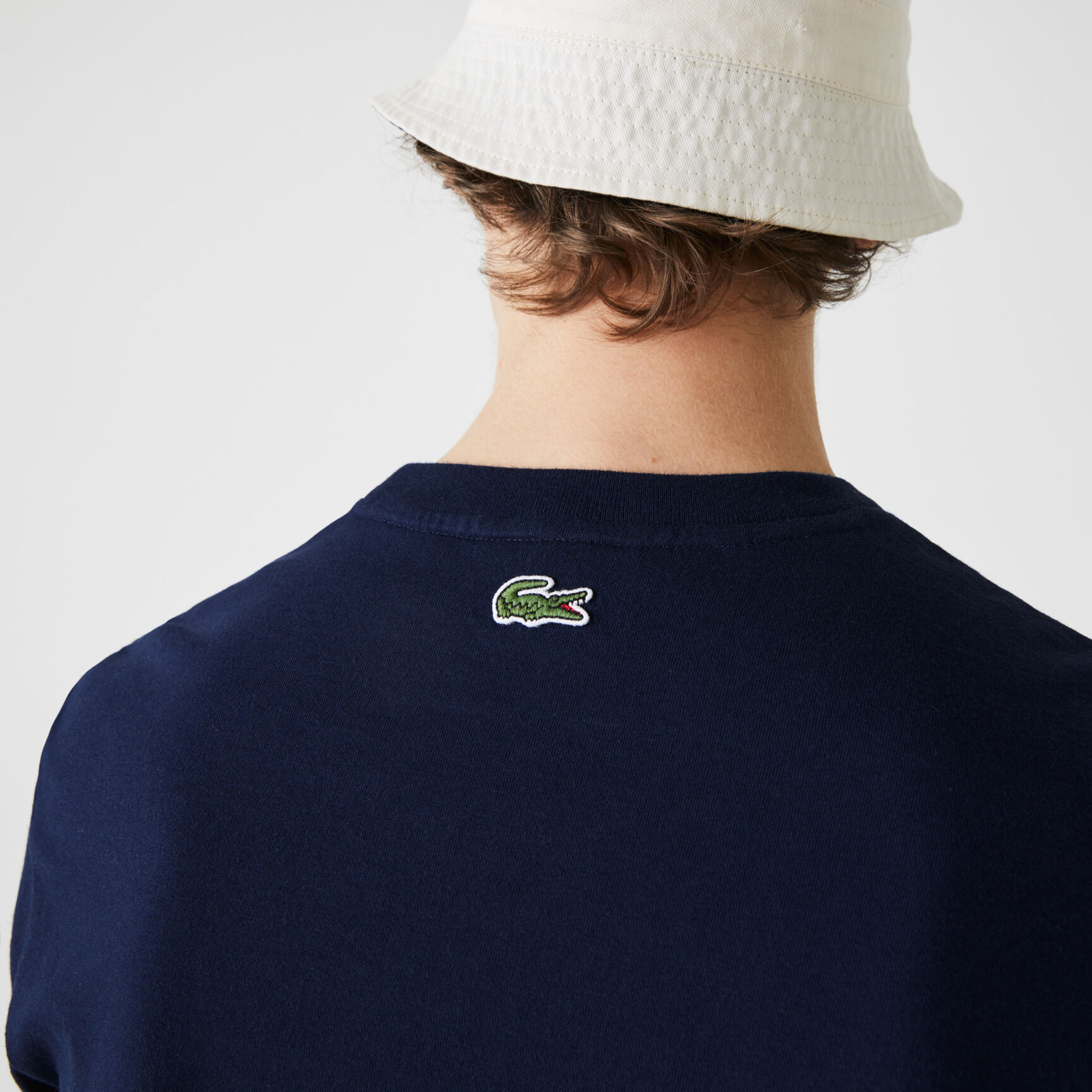 تي شيرت قطني للرجال بفتحة رقبة مستديرة وطباعة منظر طبيعي