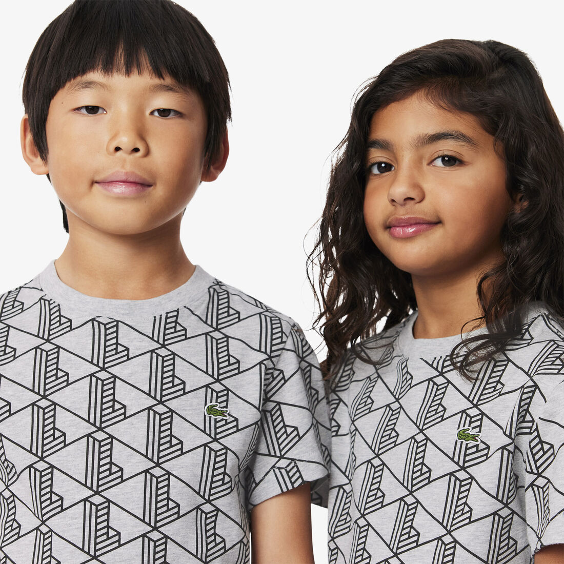 تي شيرت قطني بطبعة مونوغرام تي شيرت قطني بطبعة مونوغرام