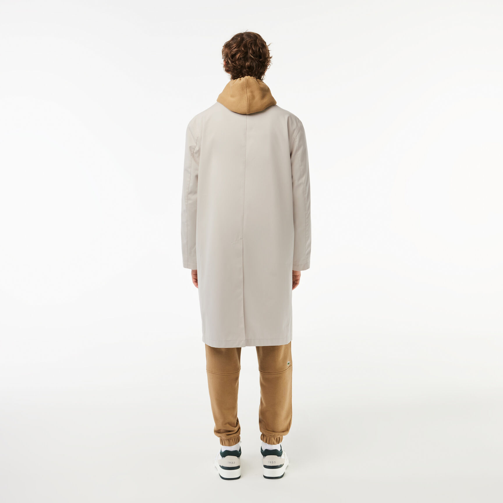 جاكيت تفتا مقاوم للماء بسحاب وتفاصيل بلون مغاير جاكيت تفتا مقاوم للماء بسحاب وتفاصيل بلون مغاير