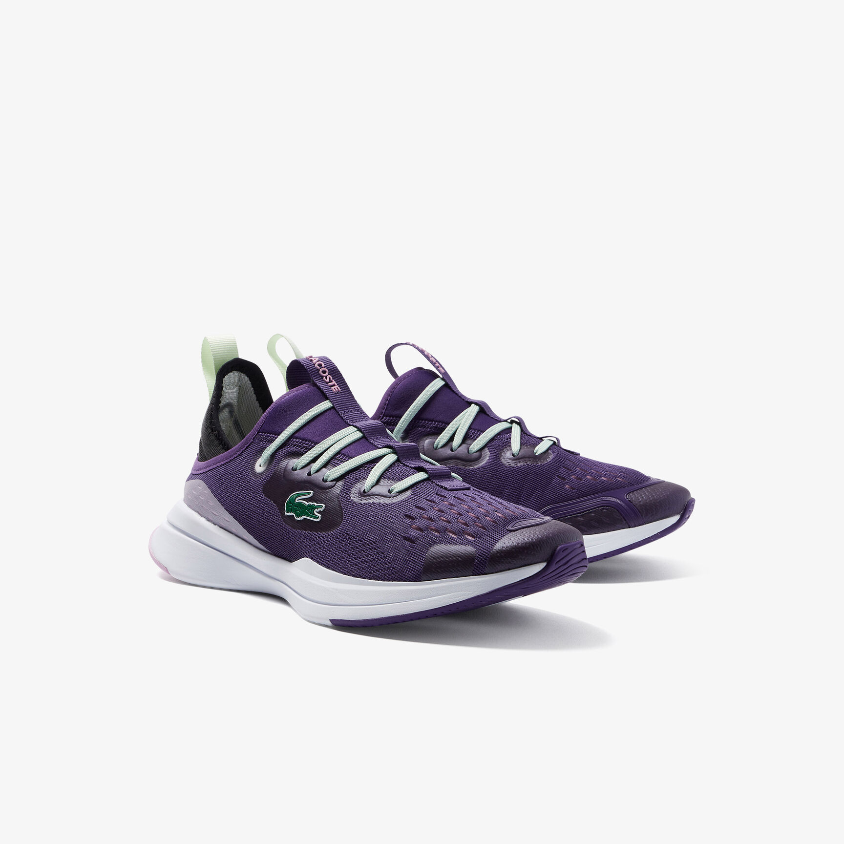 سنيكرز لاكوست رن سبين من قماش مريح بنفس اللون للنساء