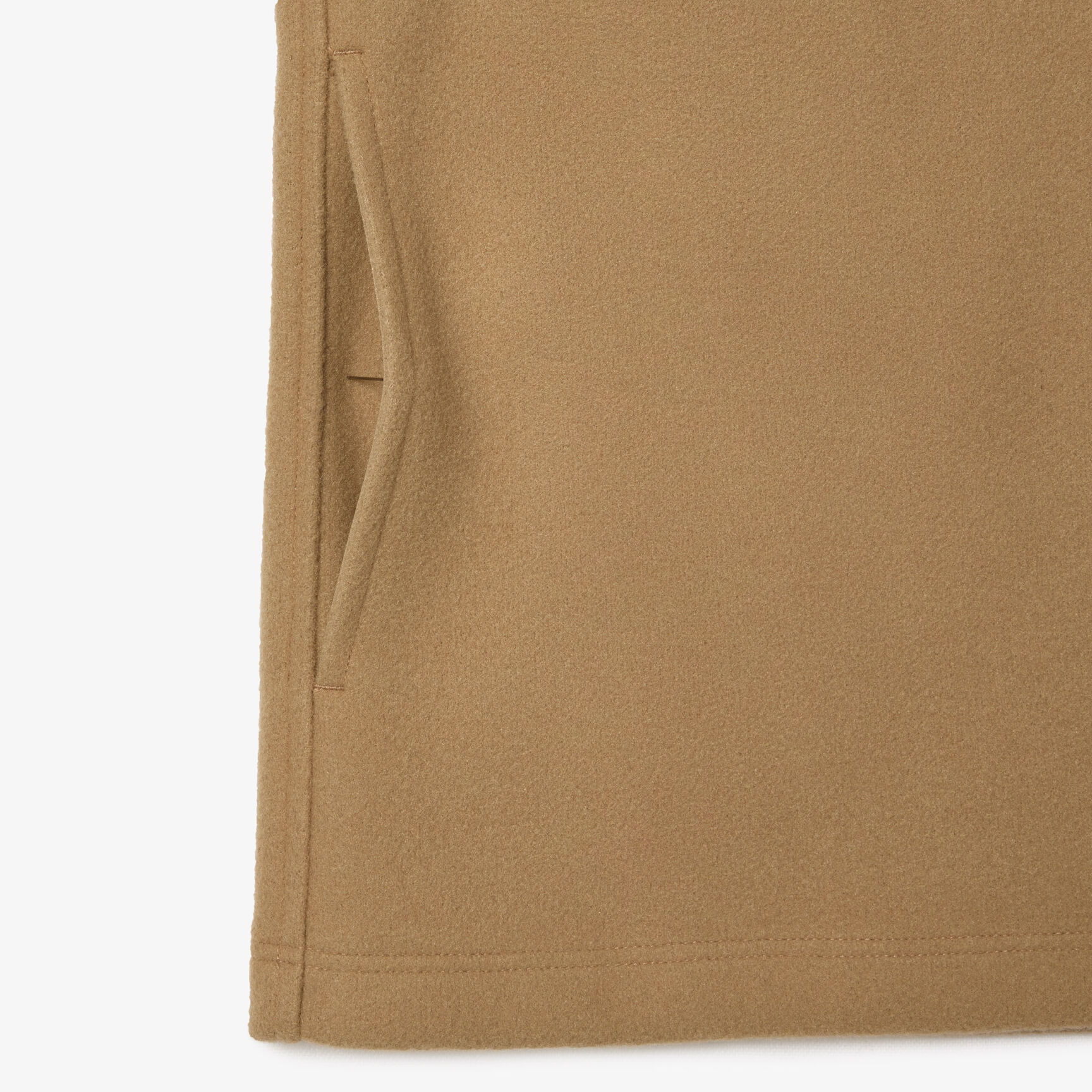 سترة الفانيلا ذات الحجم الكبير