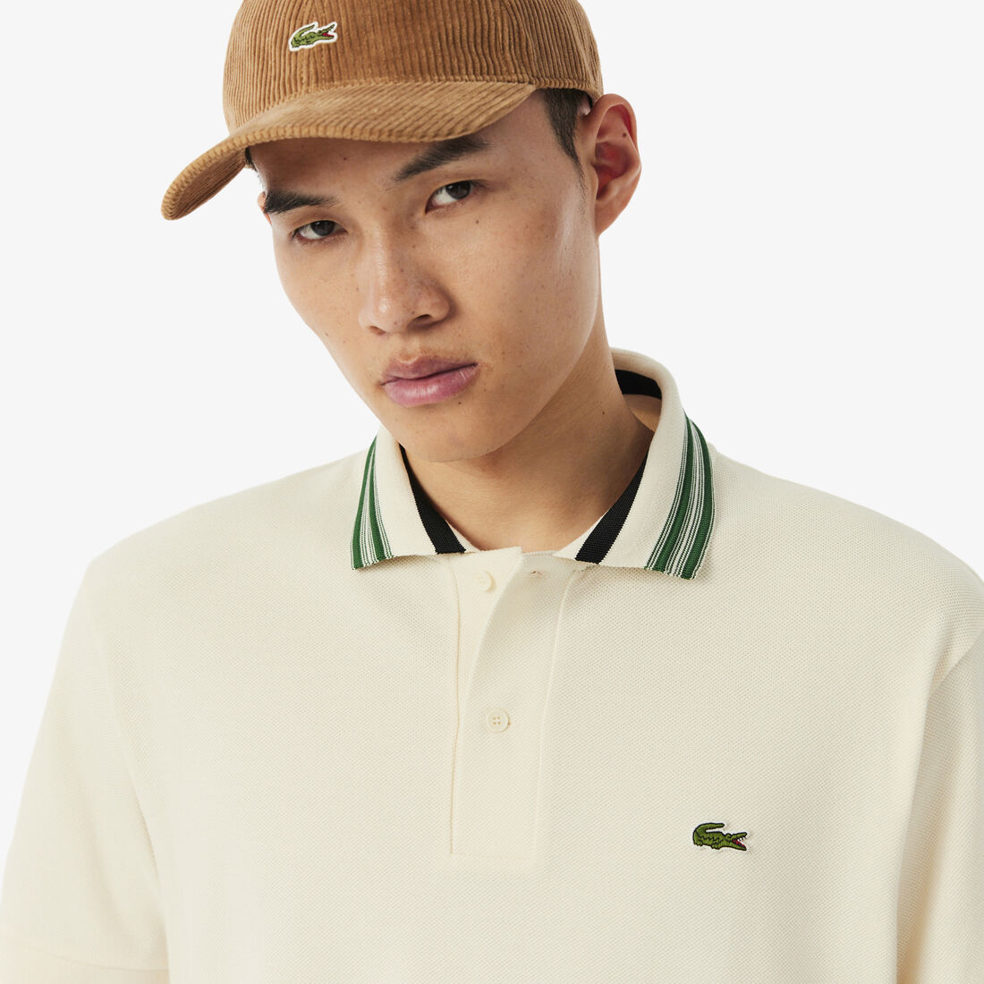 قميص بولو كلاسيكي مخطط من صنع فرنسي قميص بولو كلاسيكي مخطط من صنع فرنسي