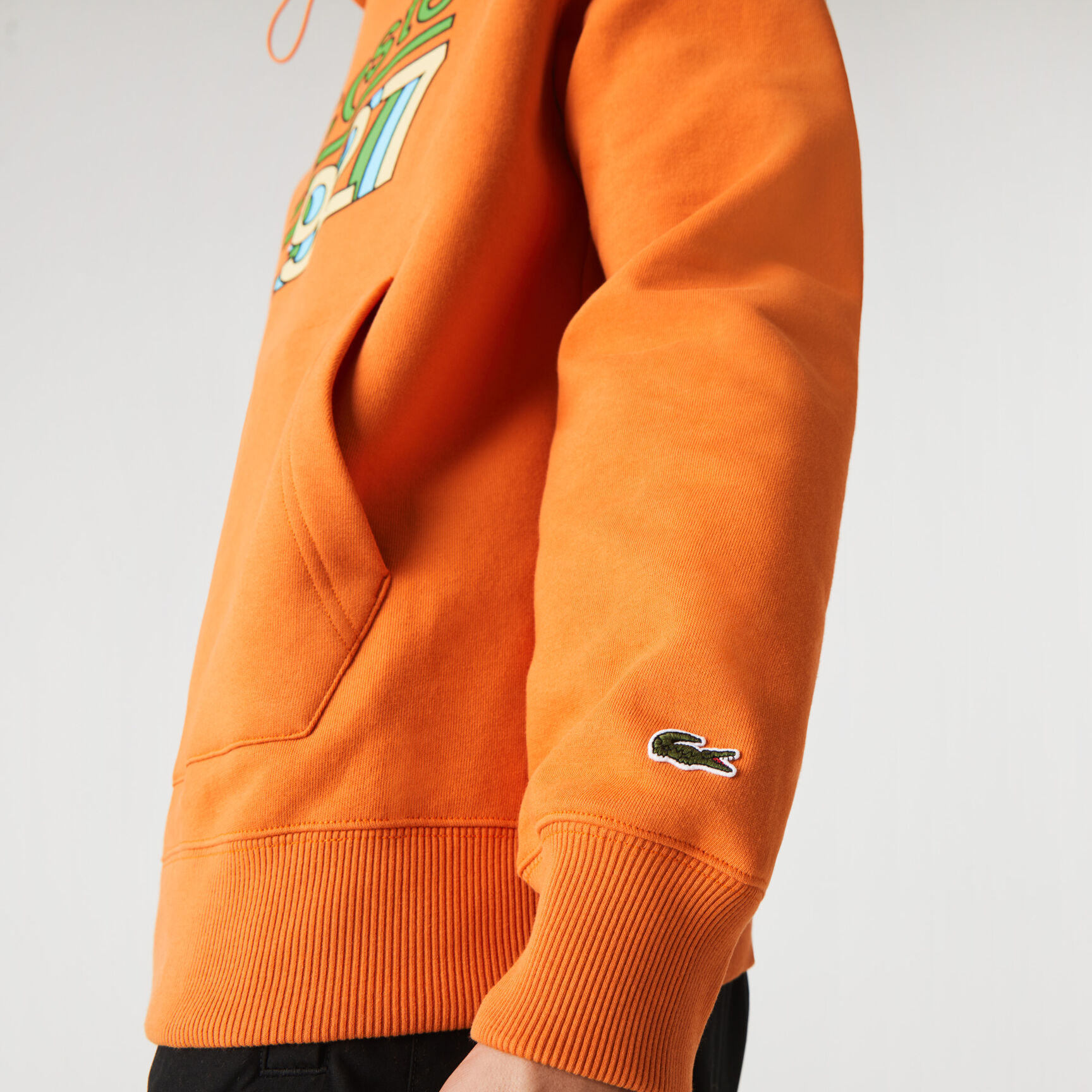 سويت شيرت رجالي من الصوف بغطاء للرأس مطبوع