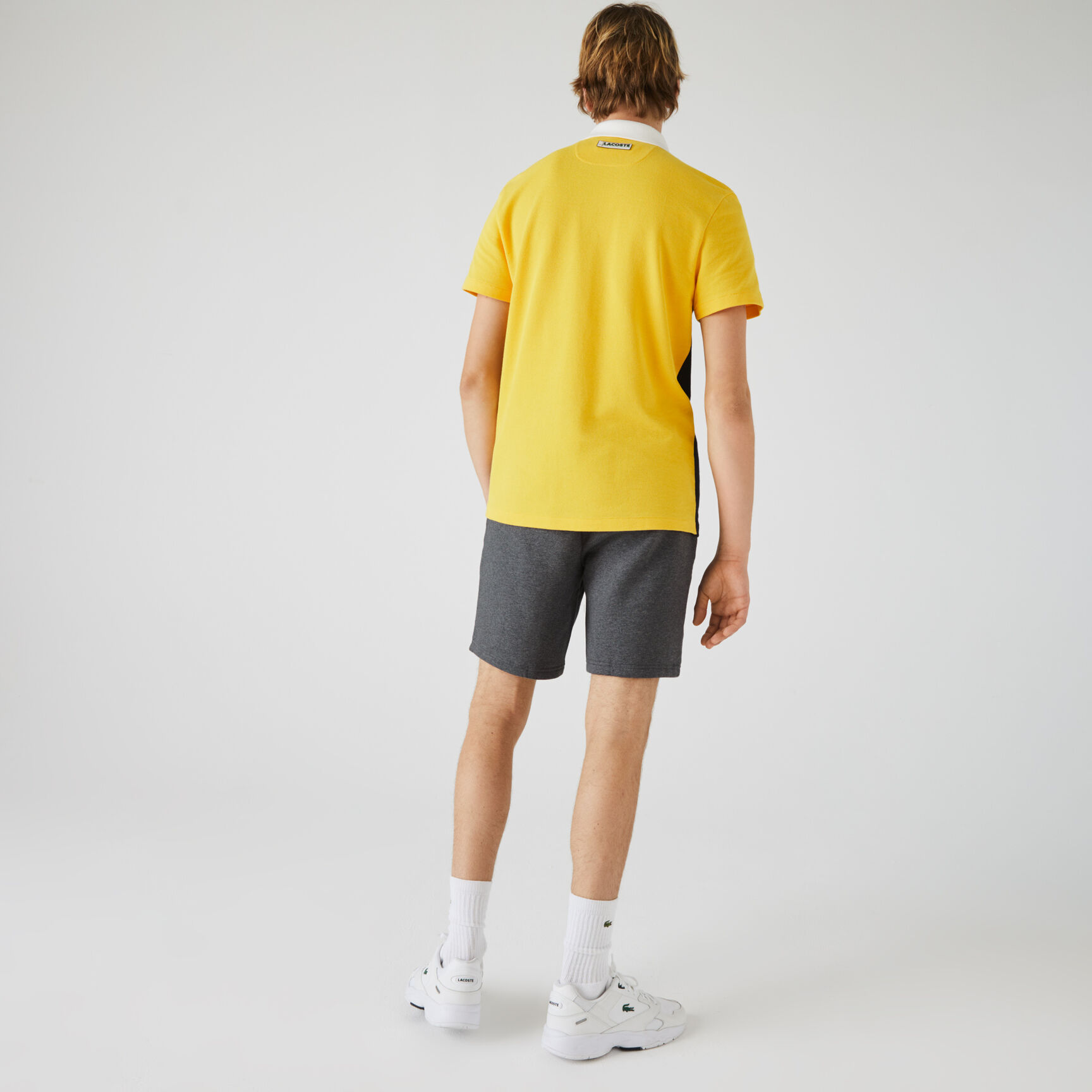 شورت من الصوف لرياضة التنس للرجال من مجموعة Lacoste SPORT شورت من الصوف لرياضة التنس للرجال من مجموعة Lacoste SPORT