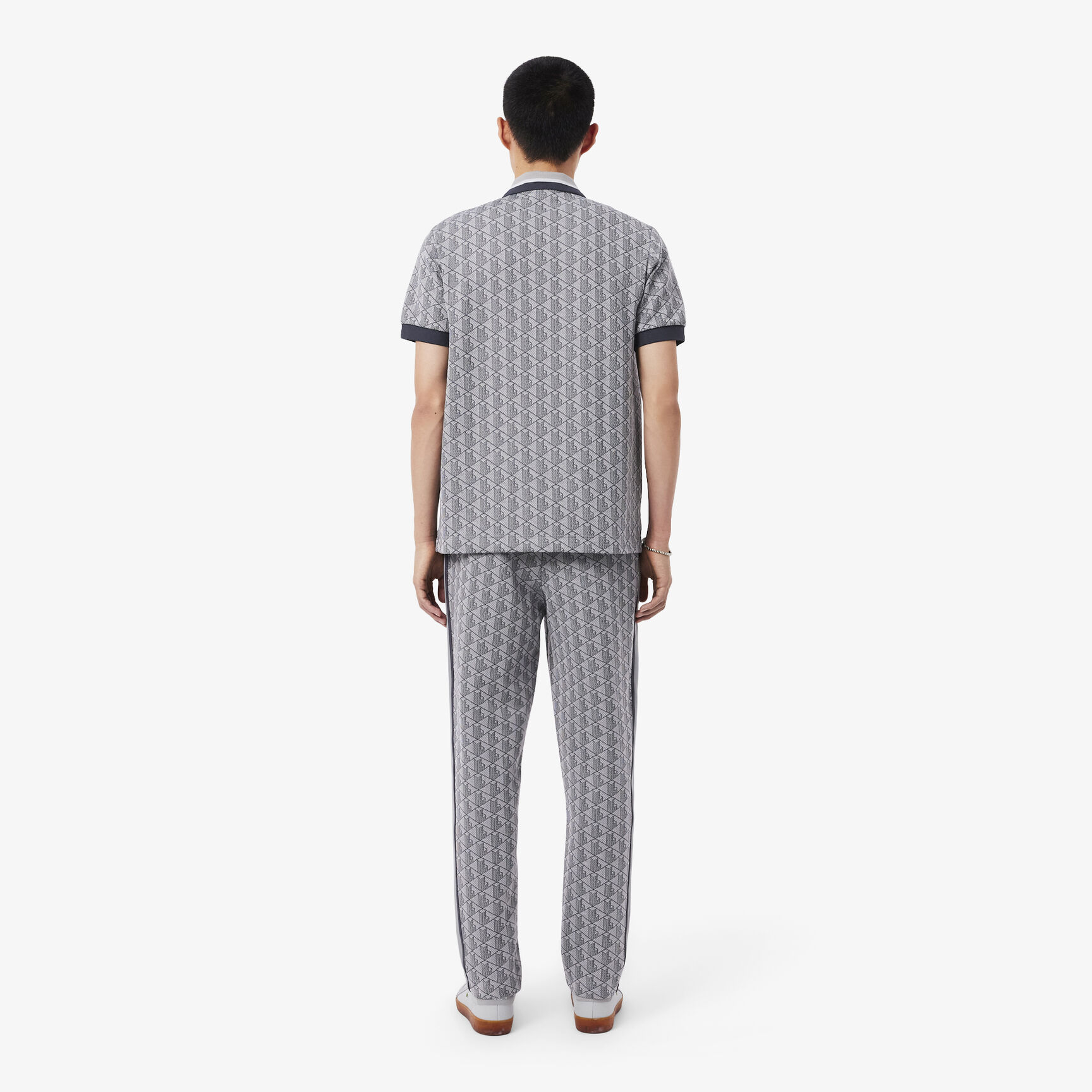 بنطال رياضي بطبعة باريس مونوغرام بنطال رياضي بطبعة باريس مونوغرام