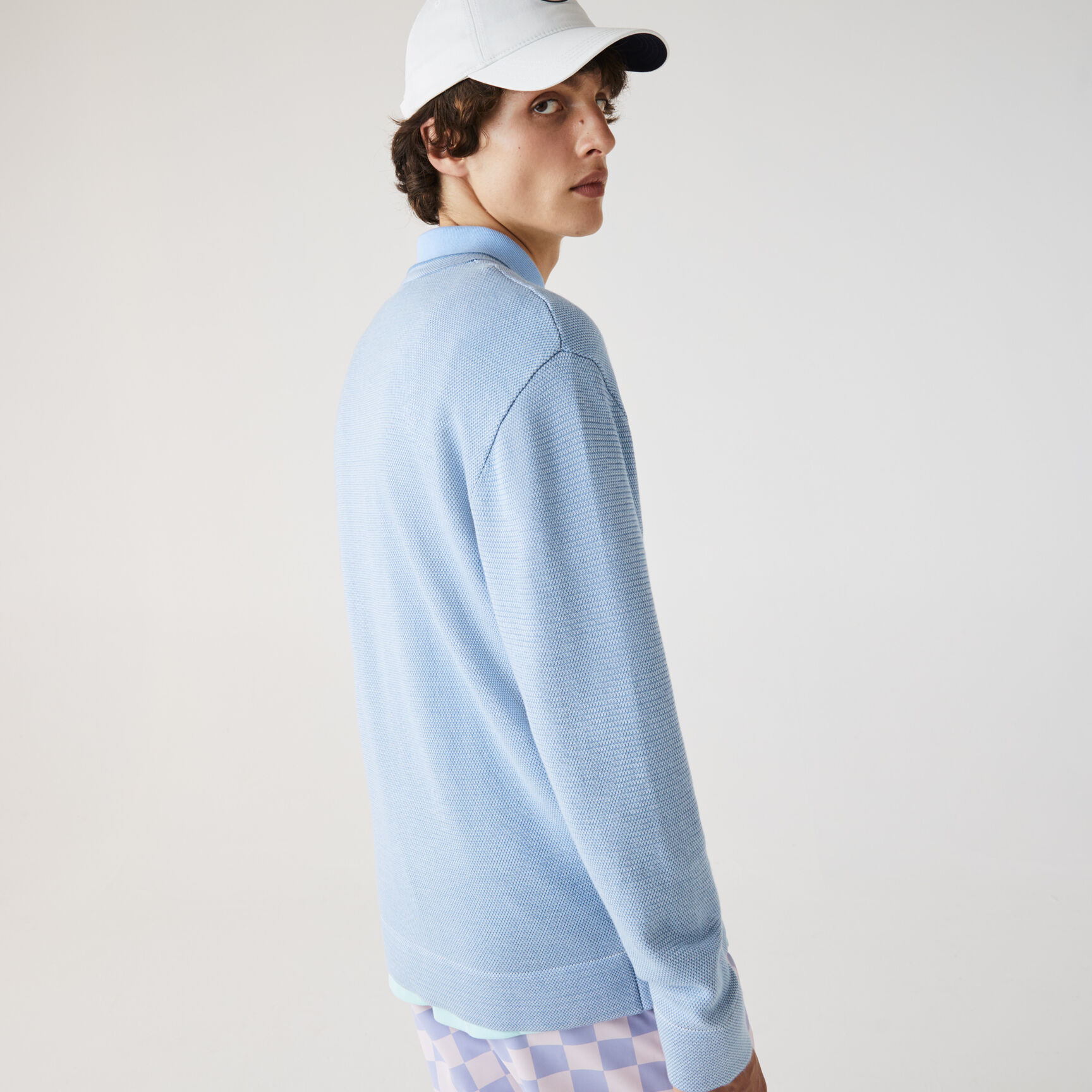 كنزة من بيكيه القطن مع فتحة رقبة مستديرة للرجال