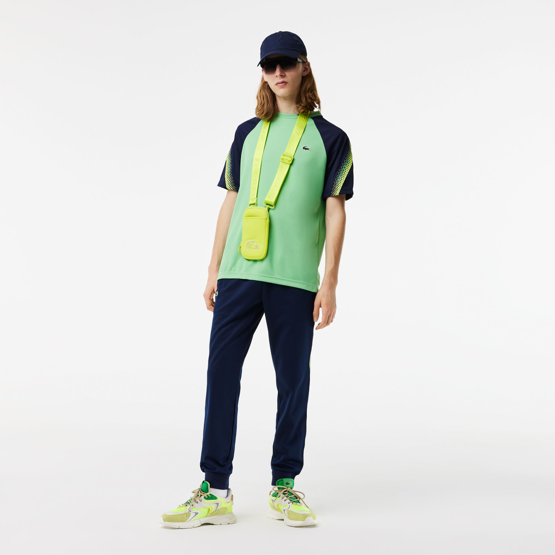 تيشيرت بقصة عادية وشريط بشعار الماركة للرجال مجموعة Lacoste Sport تيشيرت بقصة عادية وشريط بشعار الماركة للرجال مجموعة Lacoste Sport