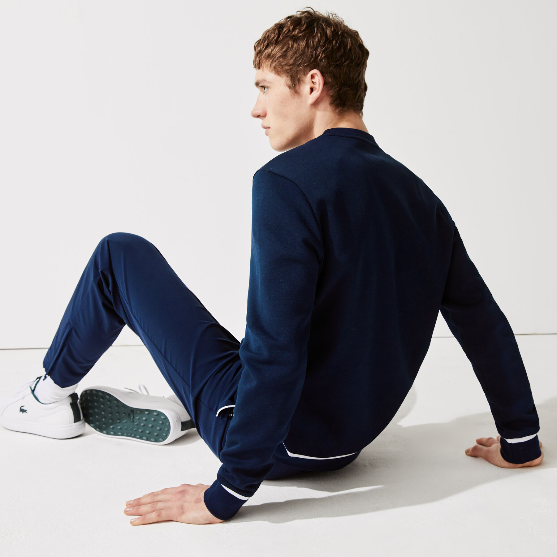 سويت شيرت للجولف مع طباعة رسومية وفتحة رقبة مستديرة مجموعة Lacoste SPORT للرجال لاكوست سويت شيرت للجولف مع طباعة رسومية وفتحة رقبة مستديرة مجموعة lacoste sport للرجال