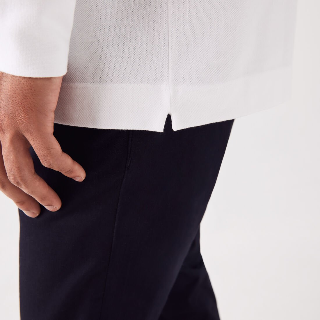 قميص بولو بيكيه باريسي بقصة عادية قميص بولو بيكيه باريسي بقصة عادية