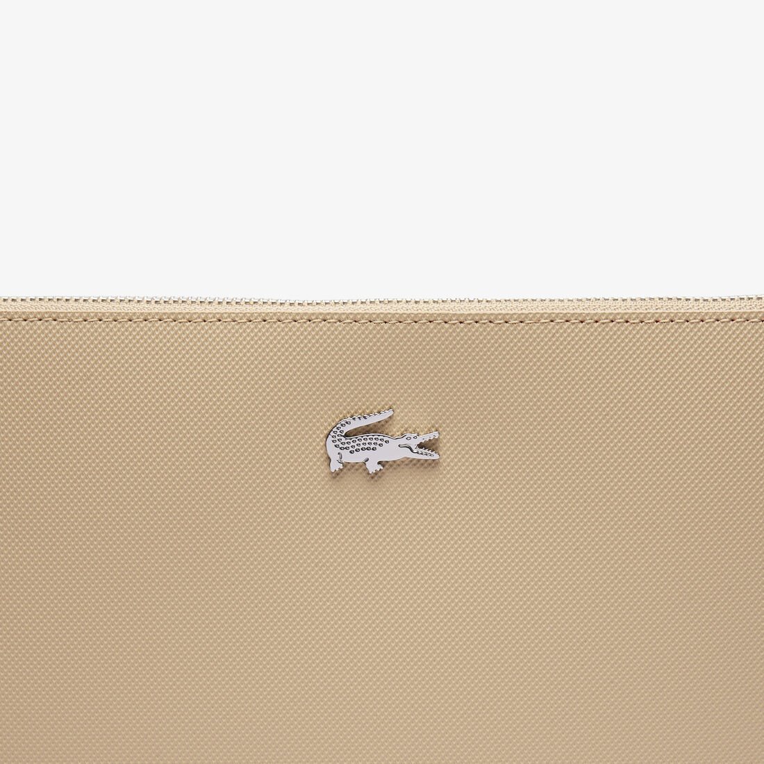 حقيبة آنا من قماش بيكيه المطلي حقيبة آنا من قماش بيكيه المطلي