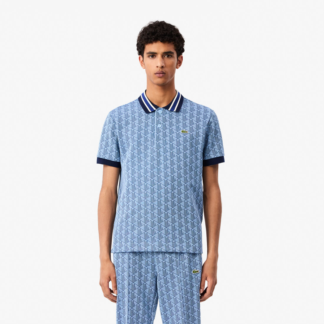 قميص بولو كلاسيكي بقصّة كلاسيكية من قماش الجاكار أحادي اللون