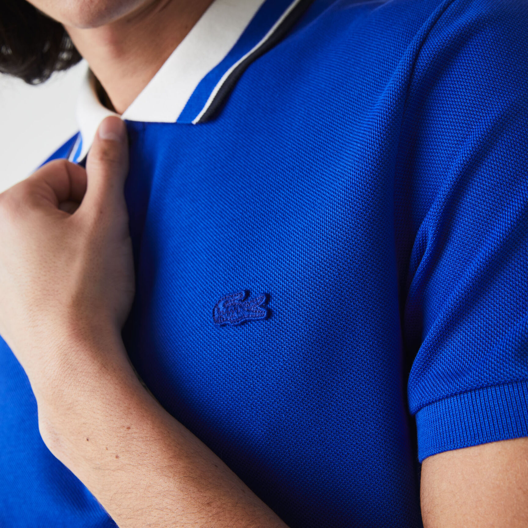 Men’s Lacoste Slim Fit Striped Collar Cotton Piqué Polo Men’s Lacoste Slim Fit Striped Collar Cotton Piqué Polo