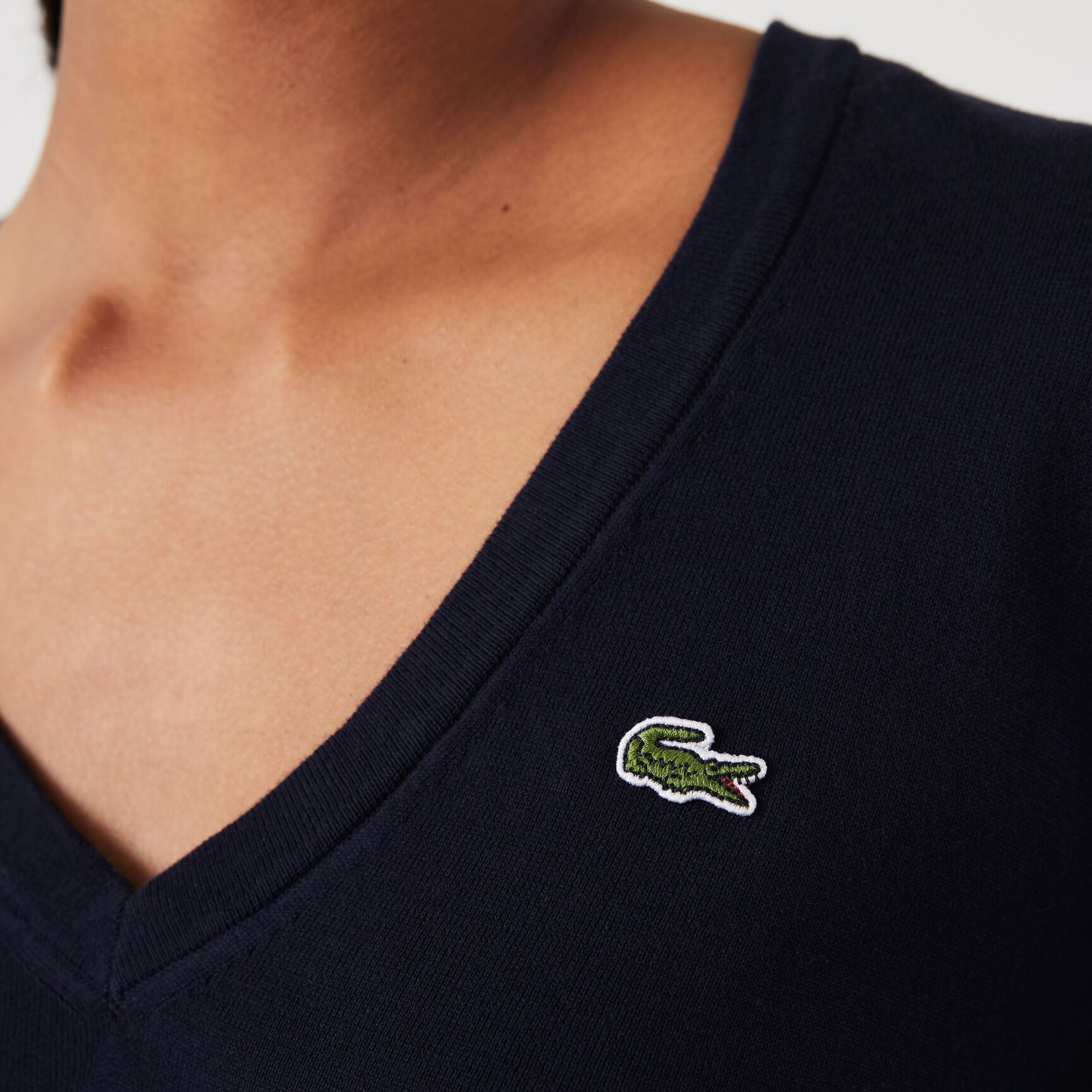 Women&rsquo;s V-neck Organic Cotton Sweater