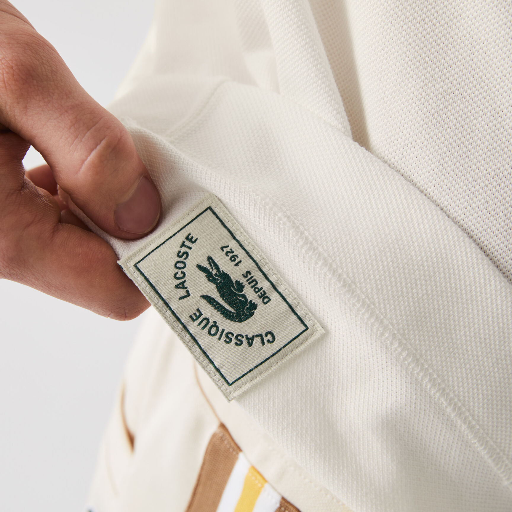 تيشيرت بولو لاكوست بيكيه قطن عضوي بقصة كلاسيكية للرجال مجموعة L.12.12 تيشيرت بولو لاكوست بيكيه قطن عضوي بقصة كلاسيكية للرجال مجموعة L.12.12