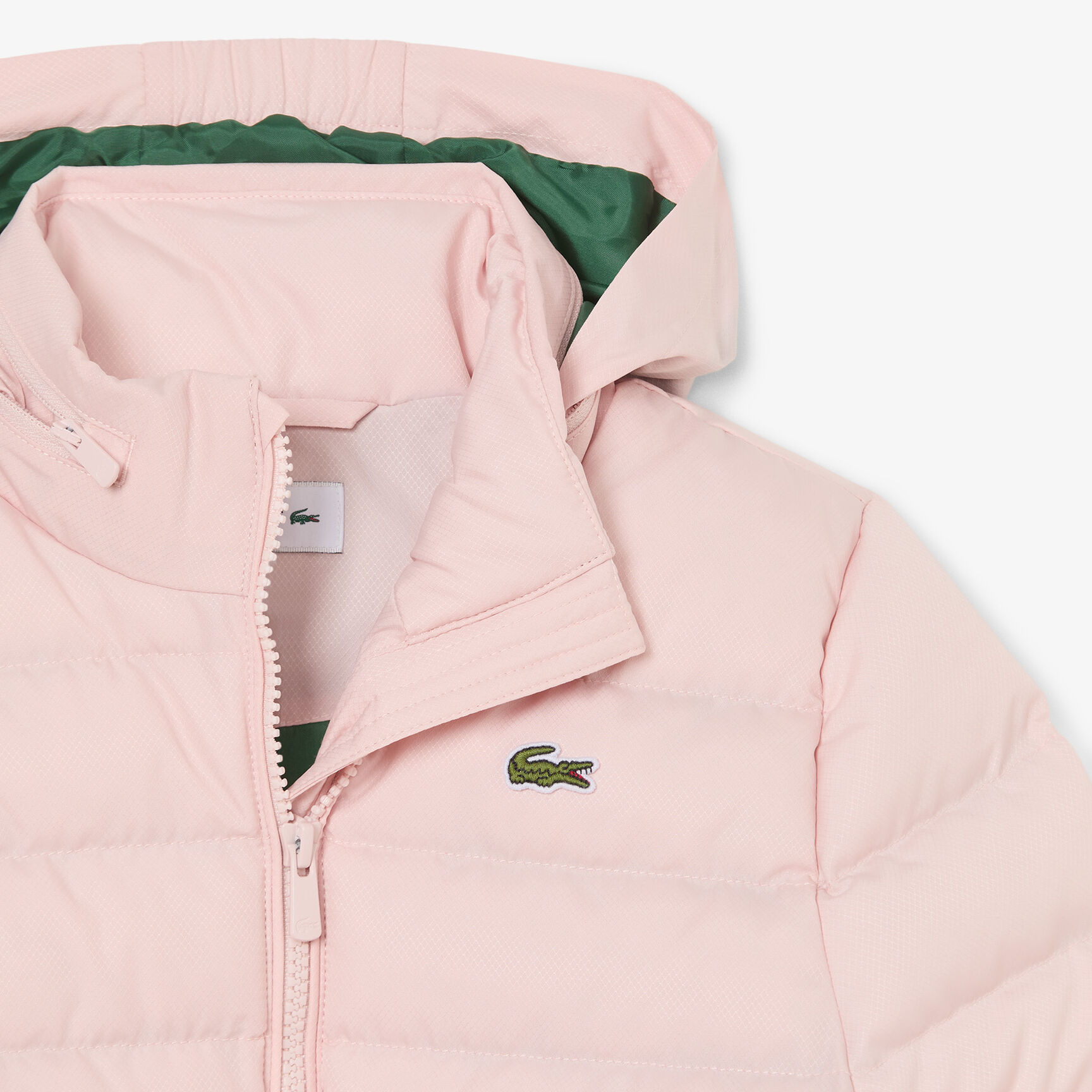 هودي منتفخ من التفتا بنمط ألماسي مع قبعة هودي منتفخ من التفتا بنمط ألماسي مع قبعة