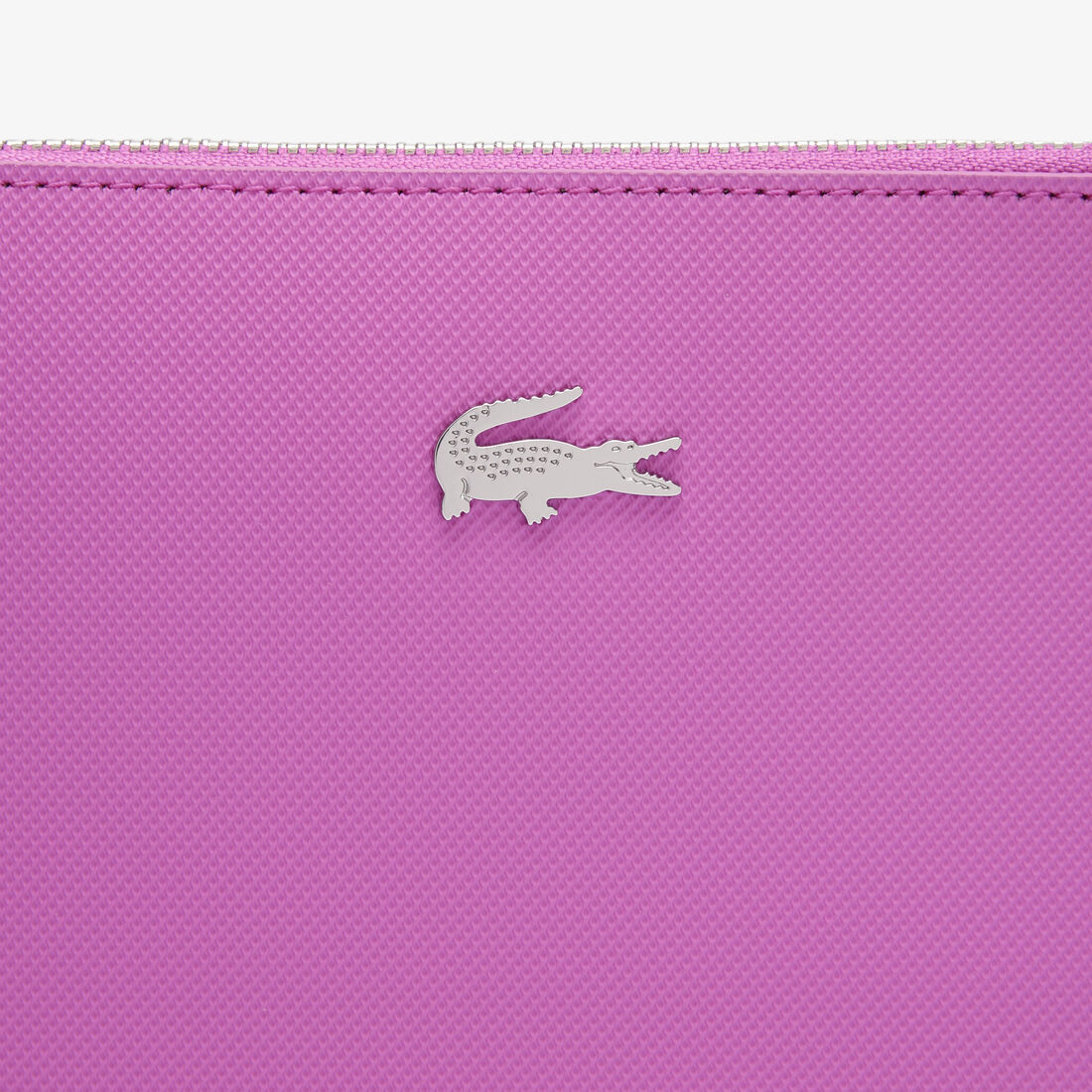 حقيبة آنا من قماش بيكيه المطلي حقيبة آنا من قماش بيكيه المطلي