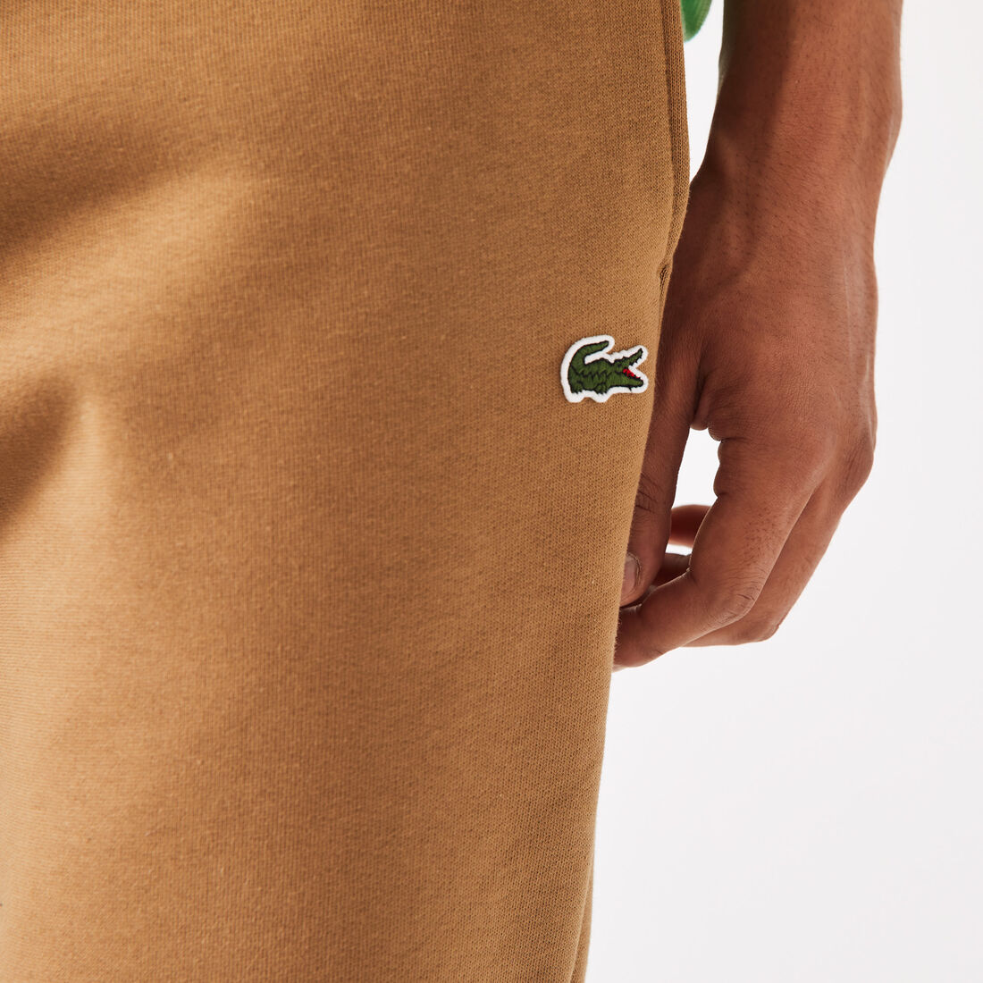 بنطال رياضي بقصة ضيقة بنطال رياضي بقصة ضيقة