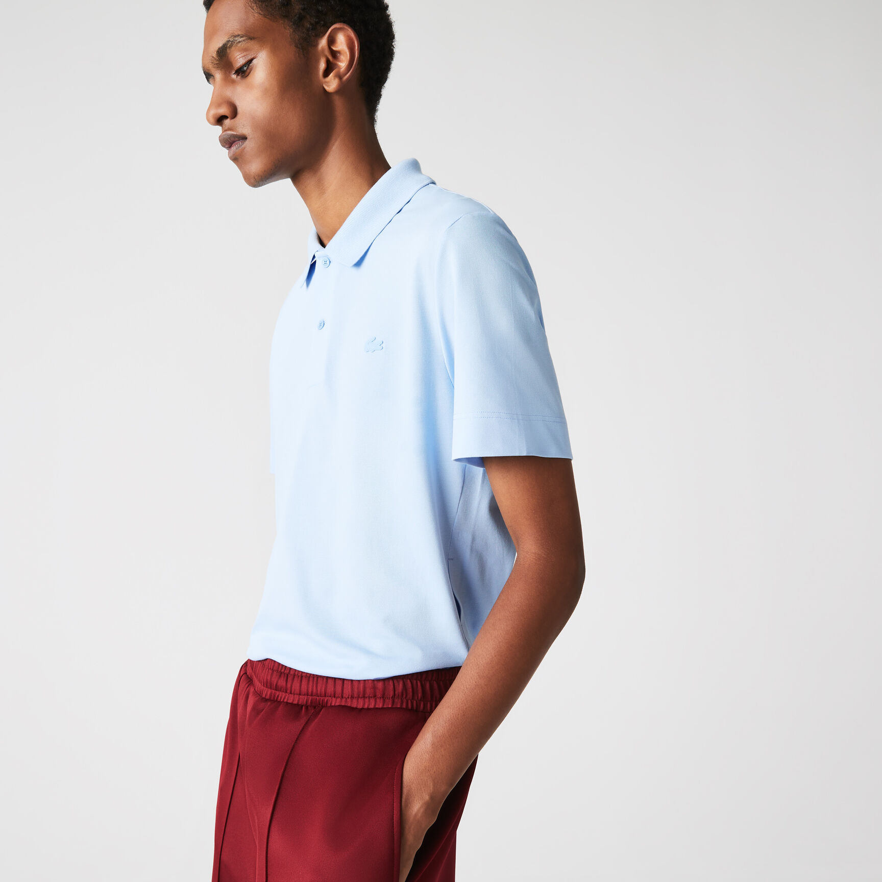 بولو بيكيه الخفيف المسامي للرجال من Lacoste