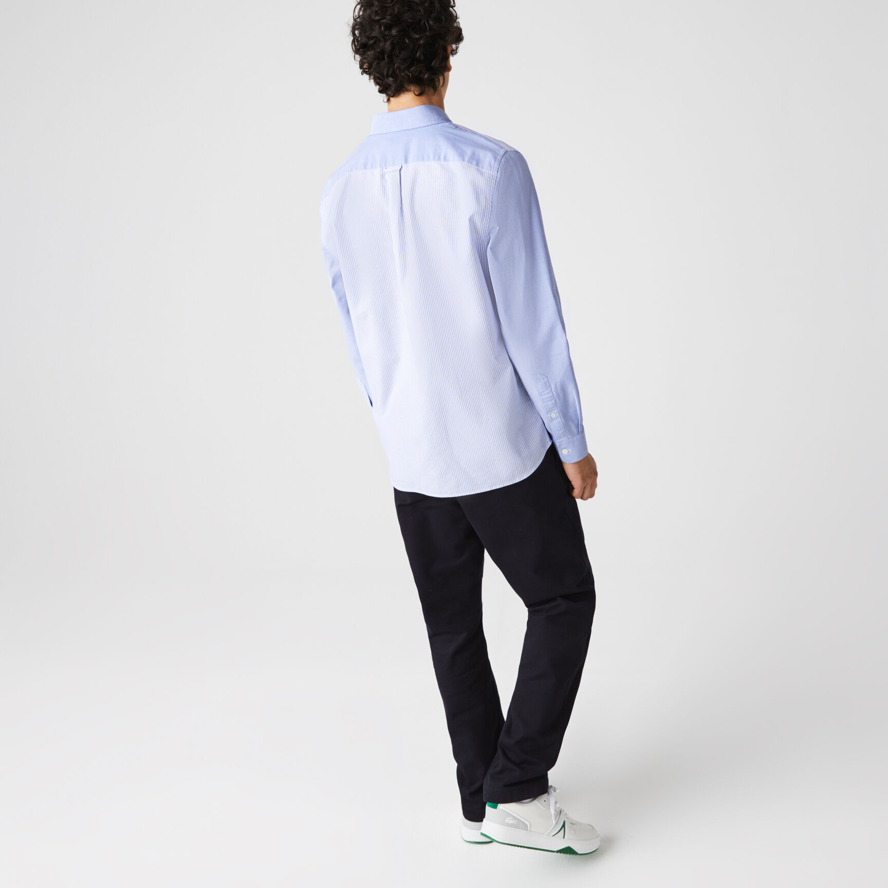 قميص رجالي من قطن أكسفورد مقلم بقصة عادية