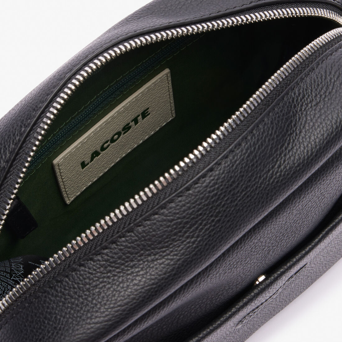 حقيبة كتف سيتي كورت من الجلد المحبب حقيبة كتف سيتي كورت من الجلد المحبب