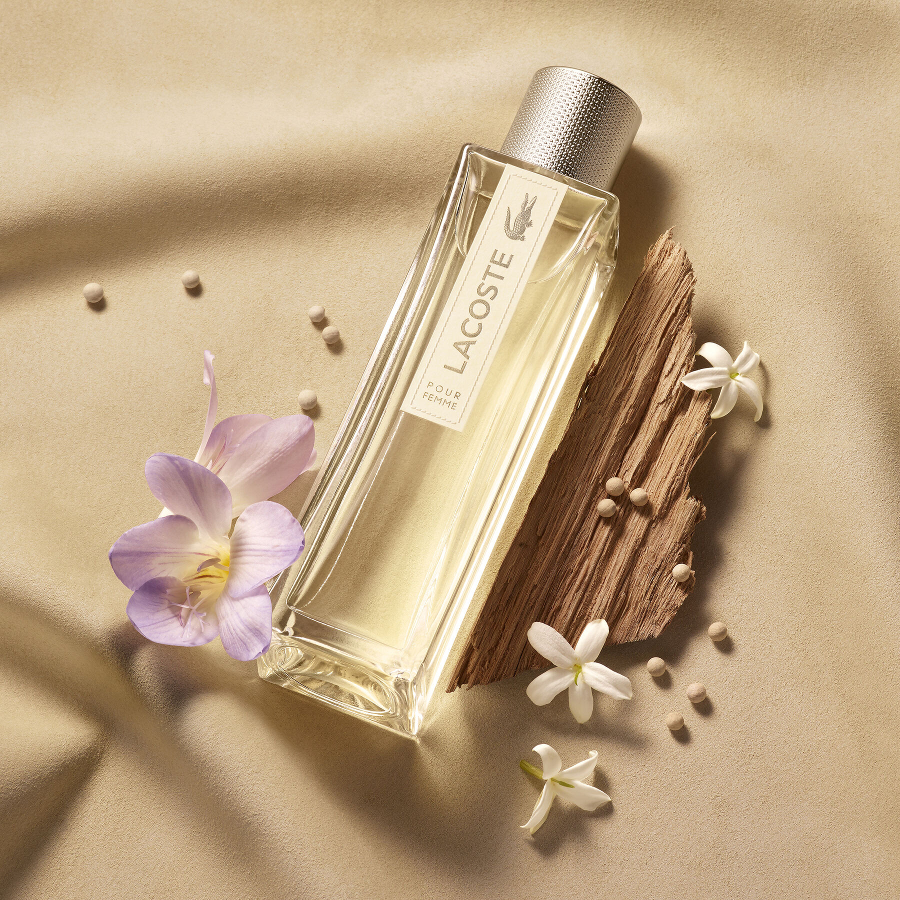 عطر نسائي 90 م