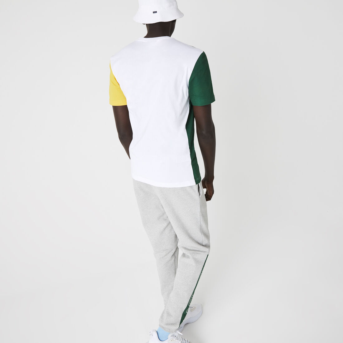 تيشيرت قطن بفتحة رقبة مستديرة وشعار الماركة للرجال تيشيرت قطن بفتحة رقبة مستديرة وشعار الماركة للرجال