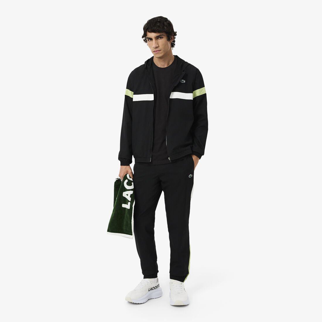 تي شيرت رياضي من القطن فائق الجفاف تي شيرت رياضي من القطن فائق الجفاف