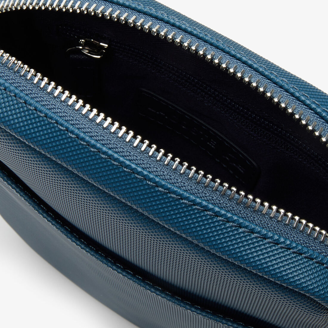 حقيبة كلاسيكية عمودية بيكيه بيتي بسحّاب للرجال حقيبة كلاسيكية عمودية بيكيه بيتي بسحّاب للرجال